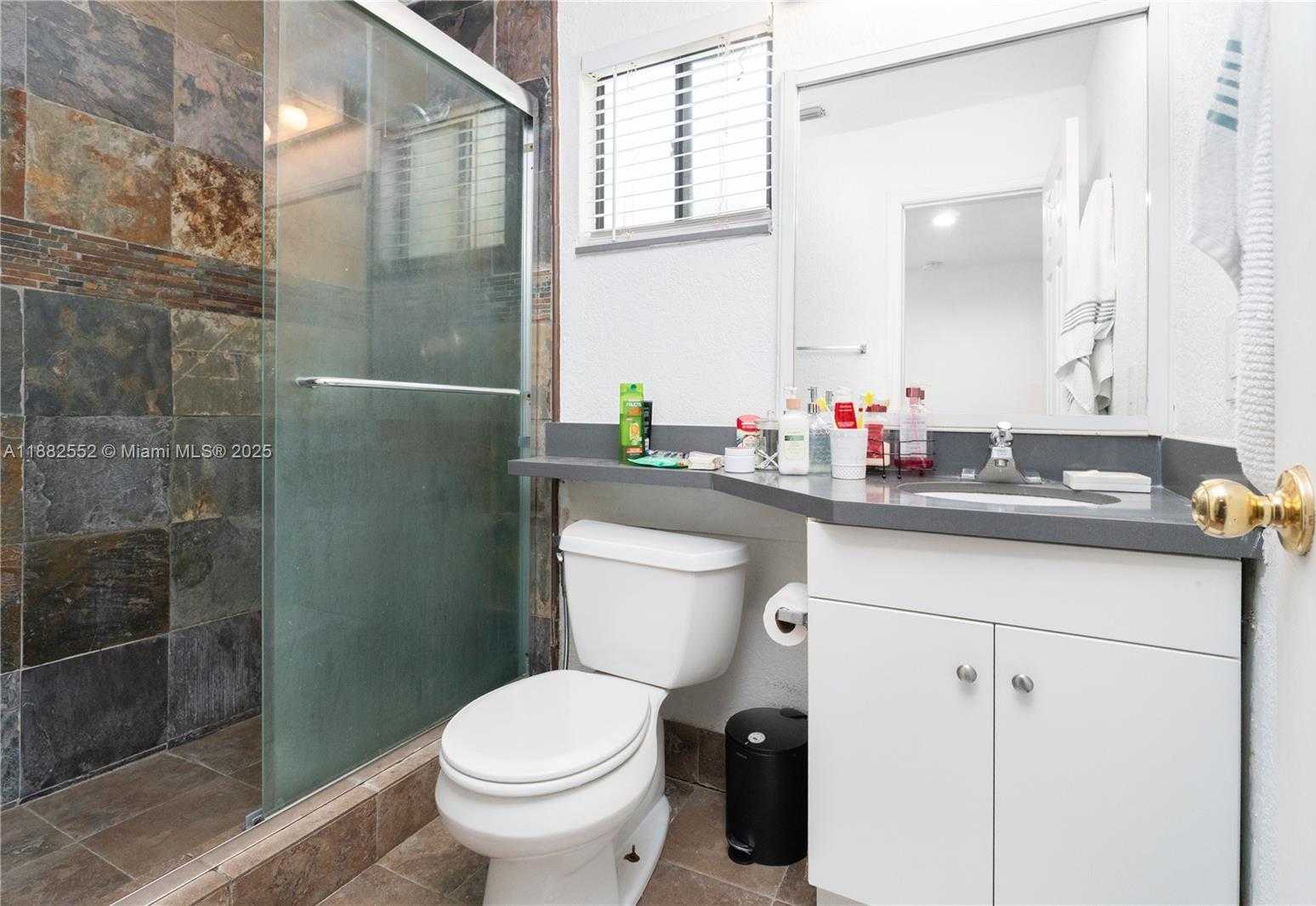 Small Image of 10013 SOUTH WEST 218TH ST, Cutler Bay Number 30