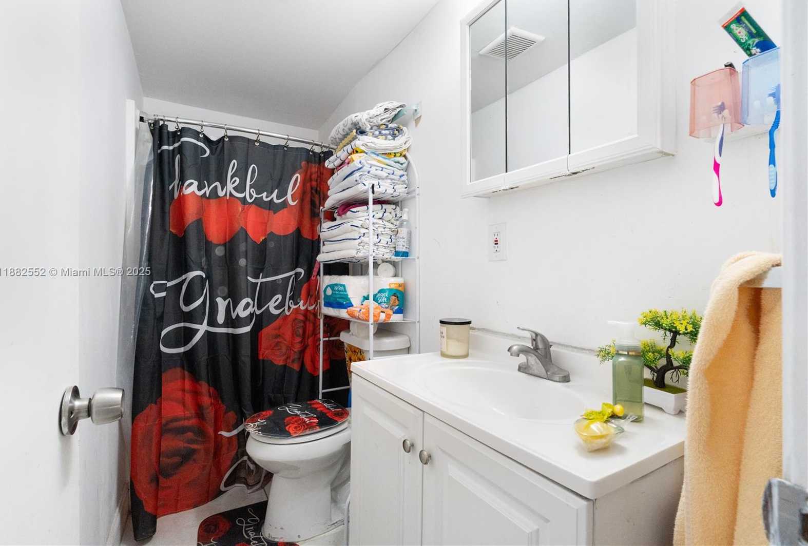 Small Image of 10013 SOUTH WEST 218TH ST, Cutler Bay Number 35