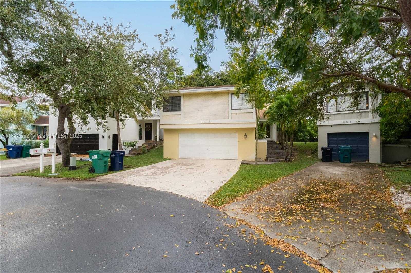 Small Image of 10013 SOUTH WEST 218TH ST, Cutler Bay Number 4