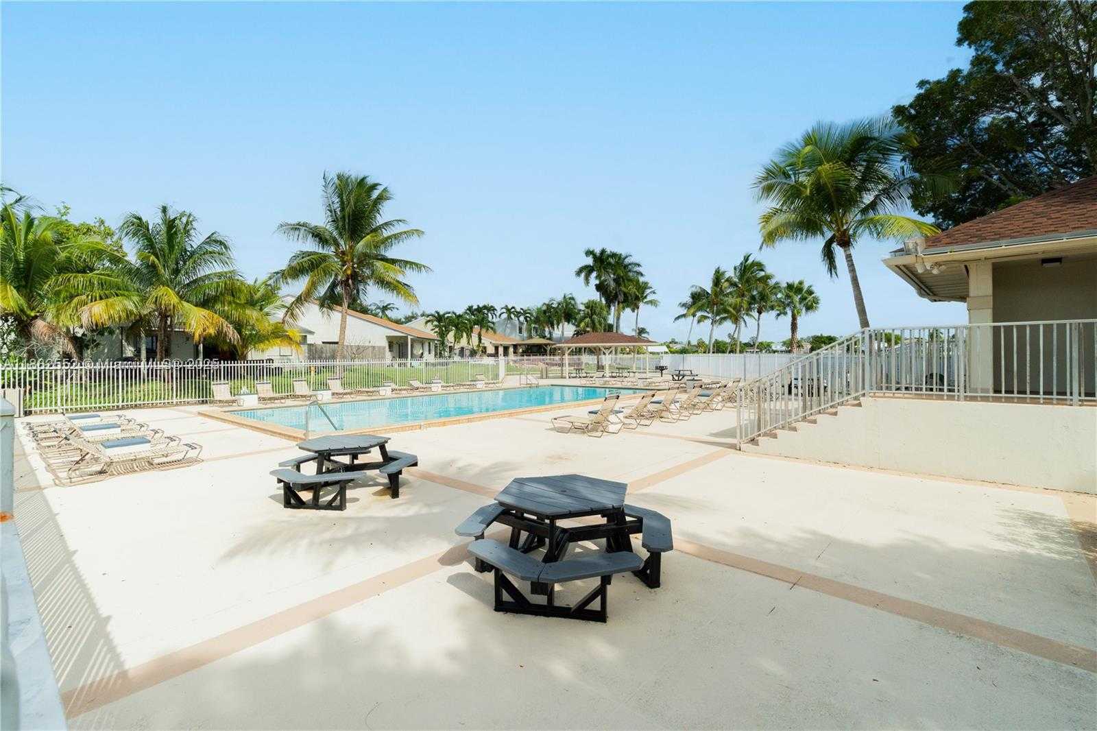 Small Image of 10013 SOUTH WEST 218TH ST, Cutler Bay Number 42