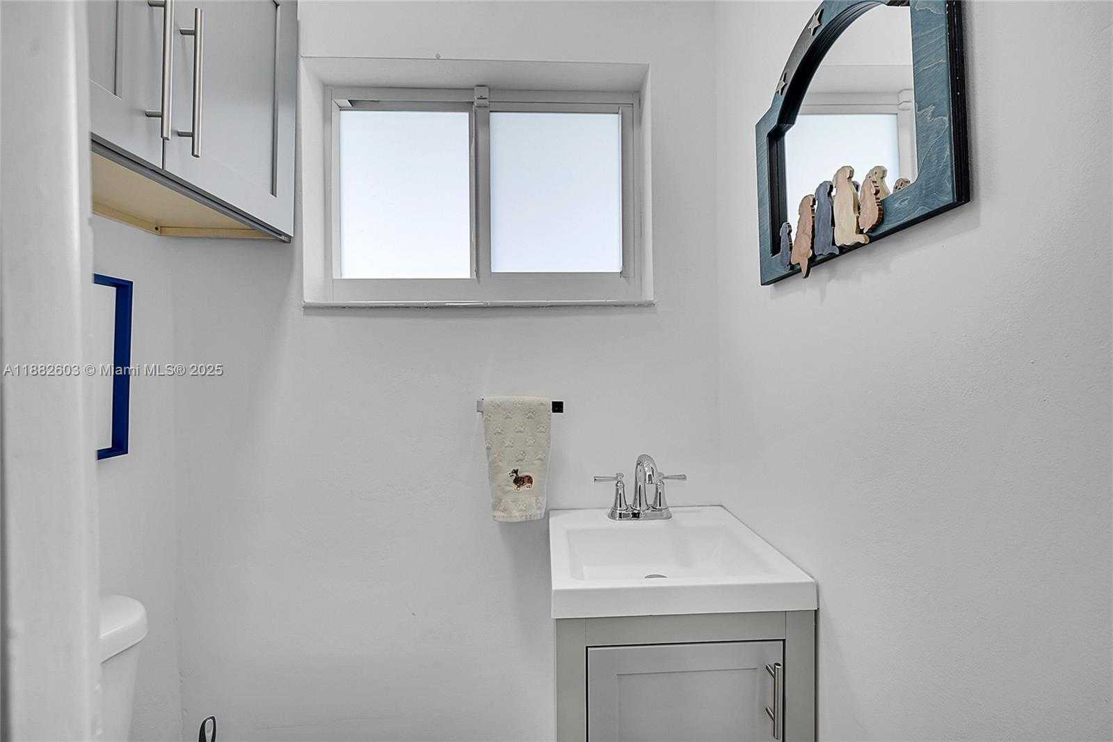 Small Image of 1431 SOUTH OCEAN BLVD #85, Lauderdale By The Sea Number 11