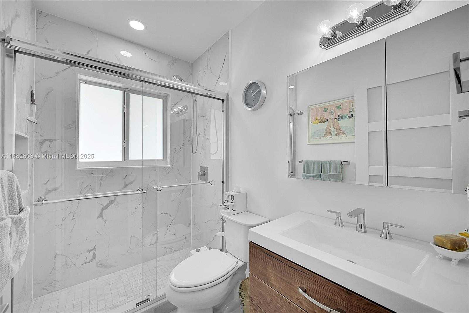 Small Image of 1431 SOUTH OCEAN BLVD #85, Lauderdale By The Sea Number 21
