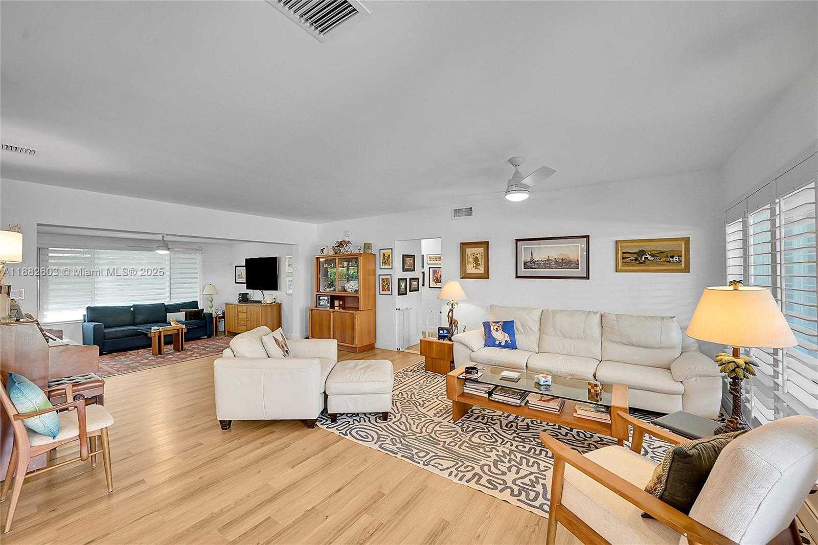 Small Image of 1431 SOUTH OCEAN BLVD #85, Lauderdale By The Sea Number 4