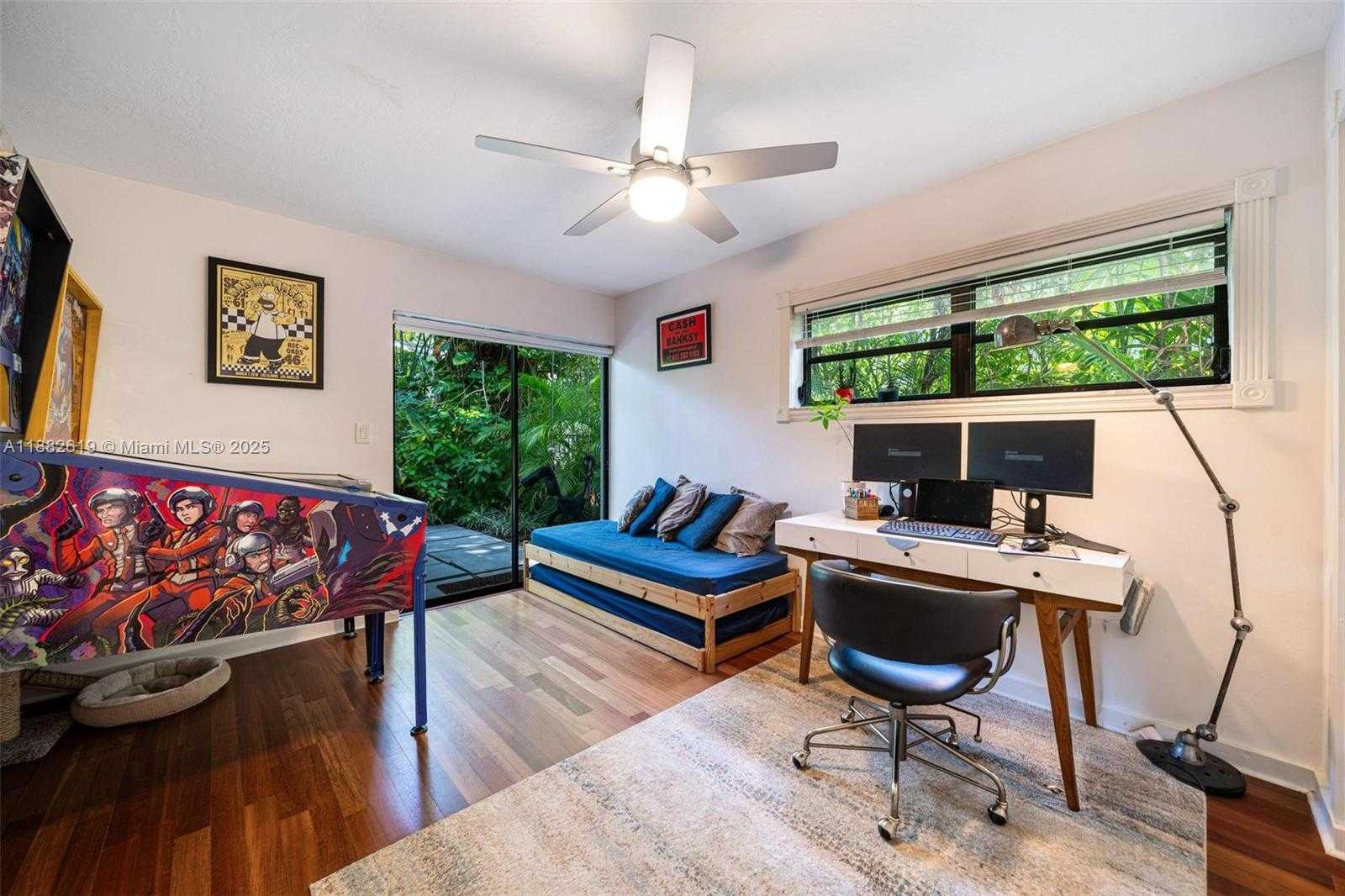 Small Image of 4141 PAMONA AVE, Miami Number 30