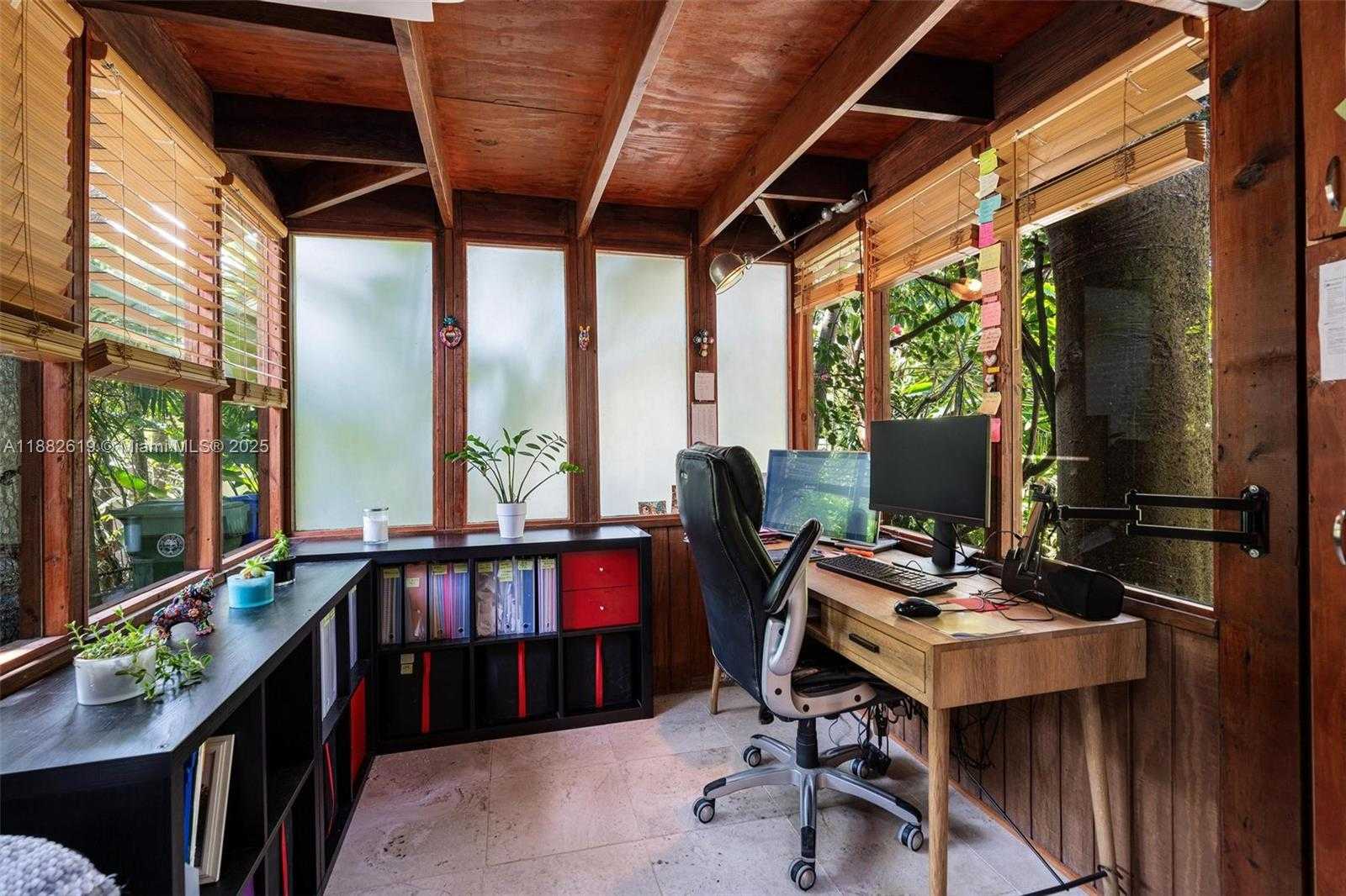 Small Image of 4141 PAMONA AVE, Miami Number 48