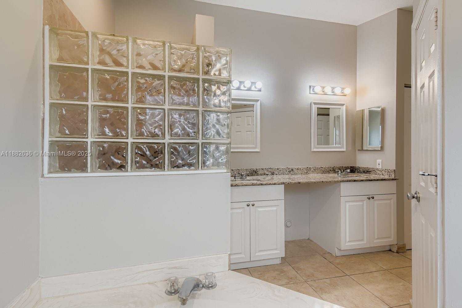 Small Image of 13249 SOUTH WEST 50TH ST, Miramar Number 17