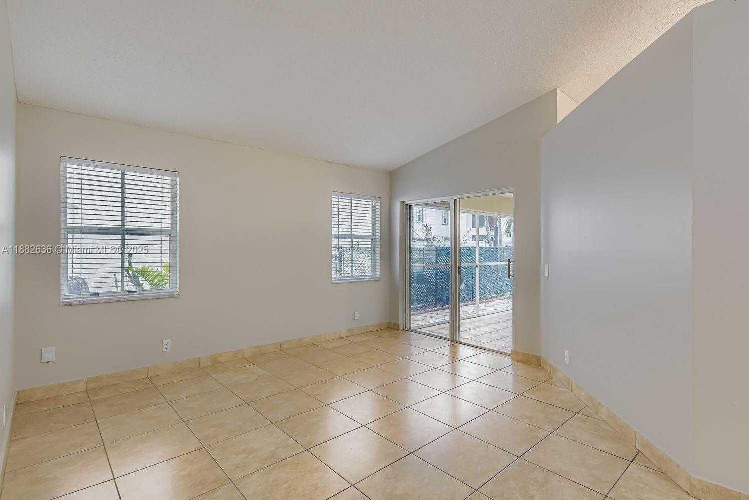 Small Image of 13249 SOUTH WEST 50TH ST, Miramar Number 4