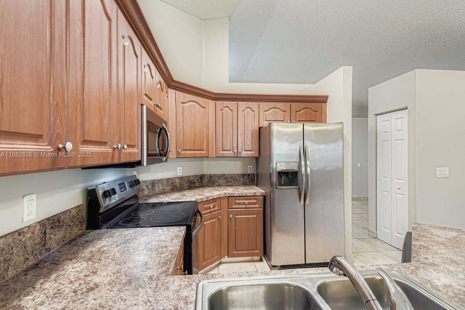 Small Image of 13249 SOUTH WEST 50TH ST, Miramar Number 9