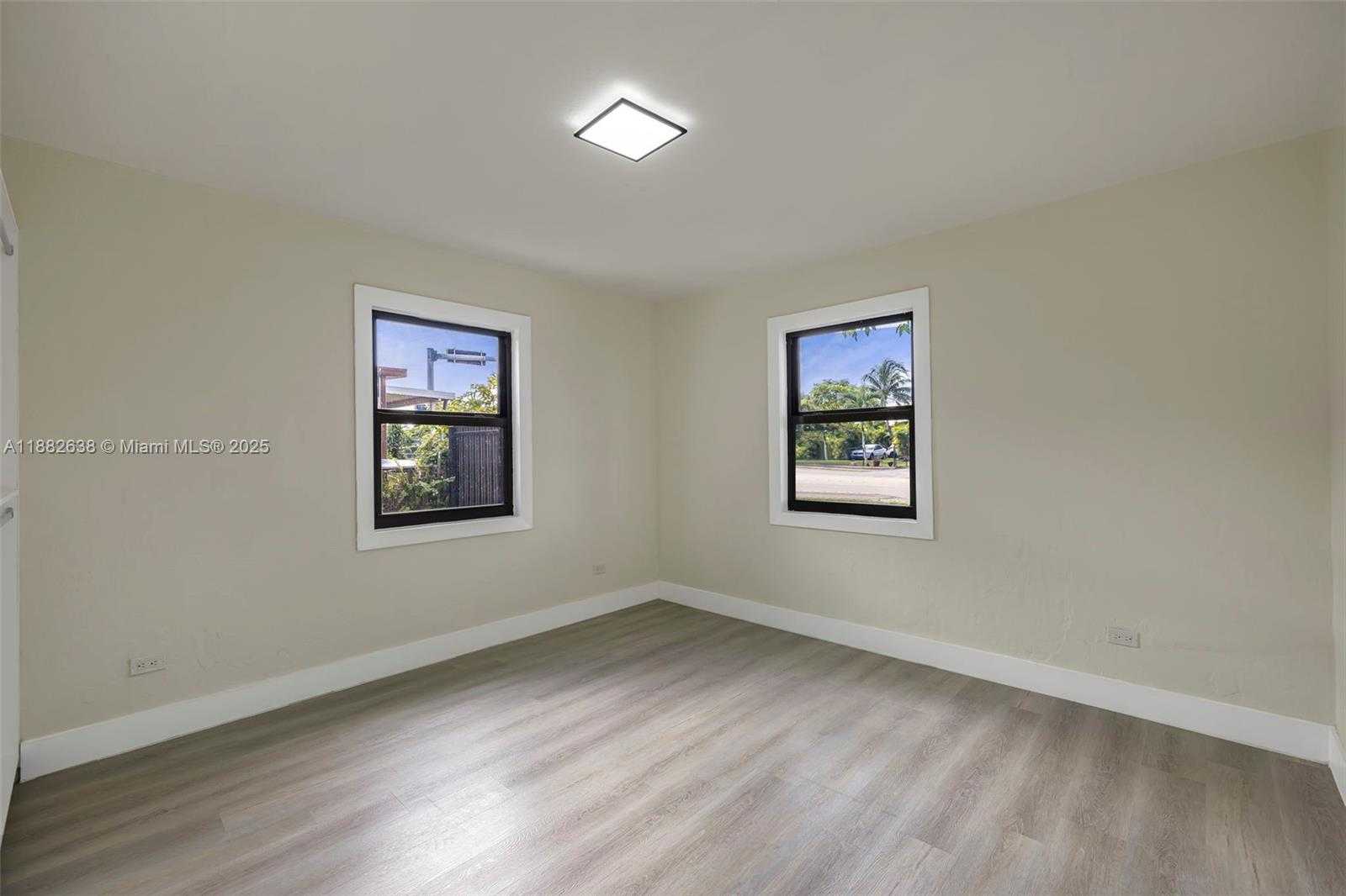 Small Image of 783 EAST 17TH ST, Hialeah Number 12
