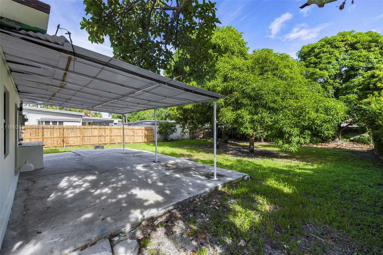 Small Image of 783 EAST 17TH ST, Hialeah Number 18