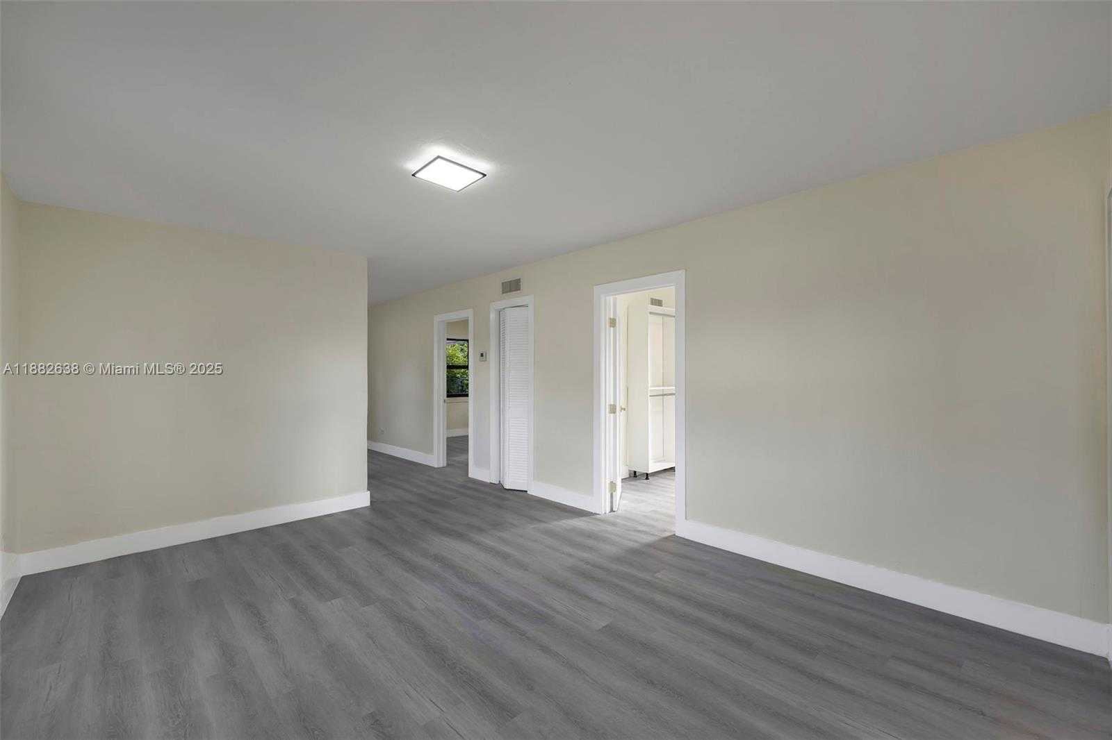 Small Image of 783 EAST 17TH ST, Hialeah Number 5