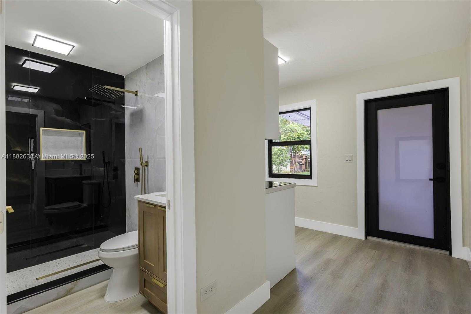 Small Image of 783 EAST 17TH ST, Hialeah Number 7
