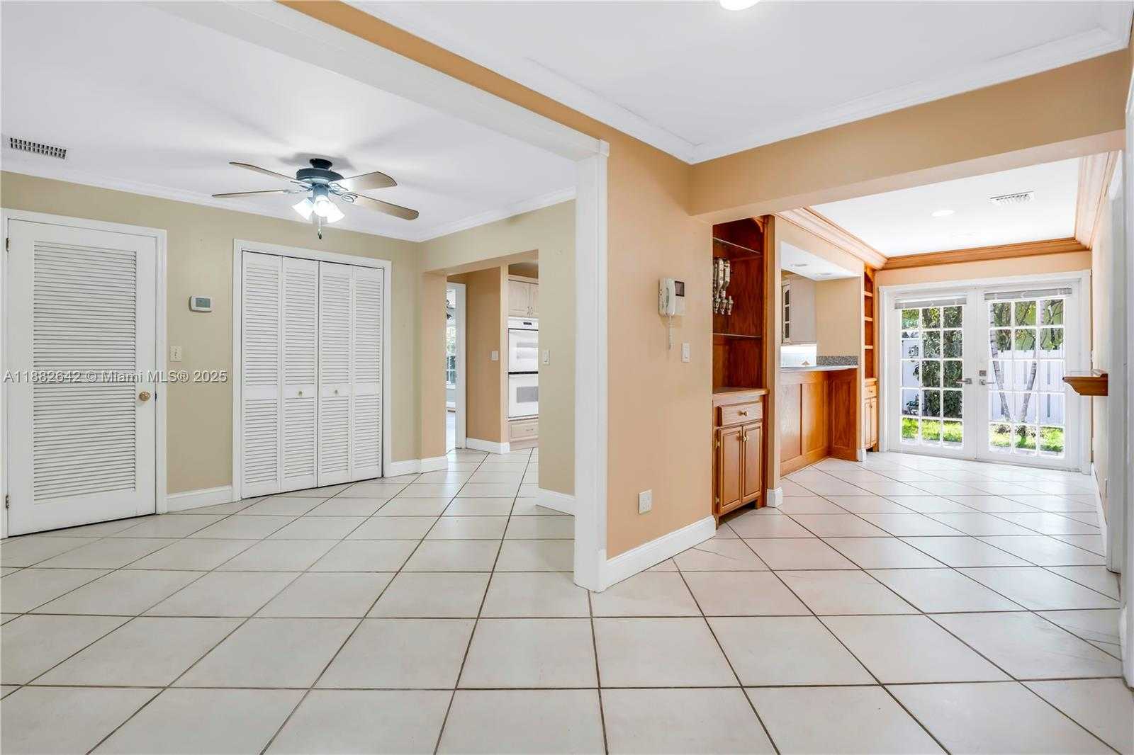 Small Image of 350 190TH ST, Sunny Isles Beach Number 10