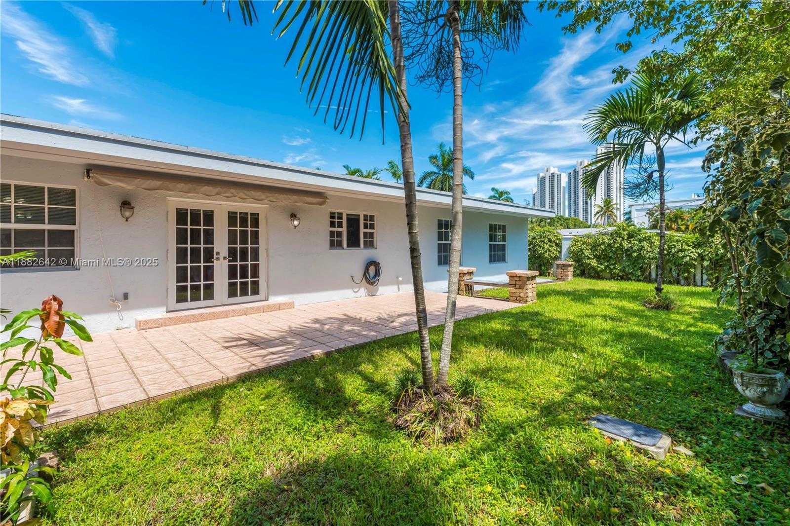 Small Image of 350 190TH ST, Sunny Isles Beach Number 30
