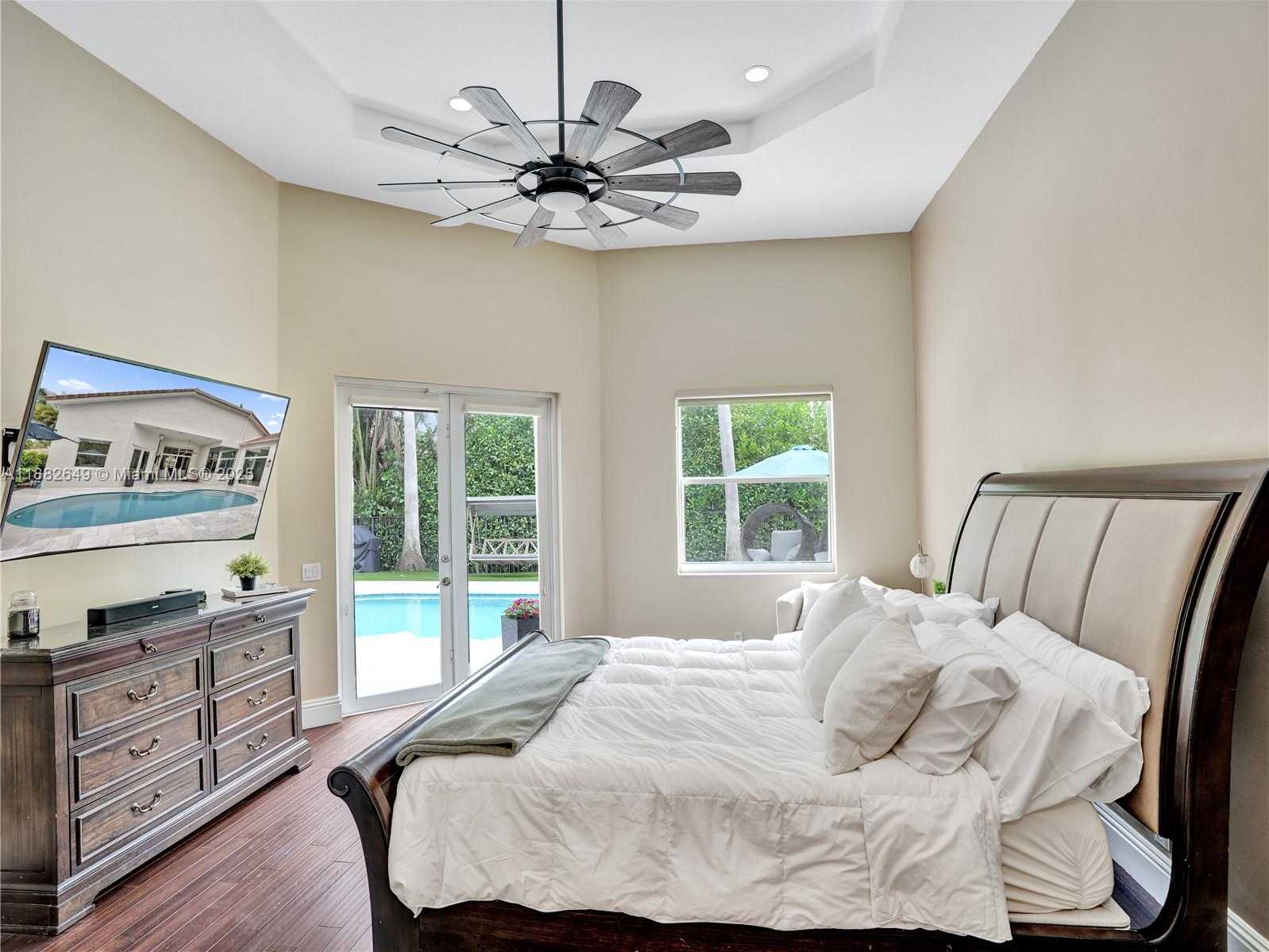 Small Image of 2496 EAGLE RUN DRIVE, Weston Number 12