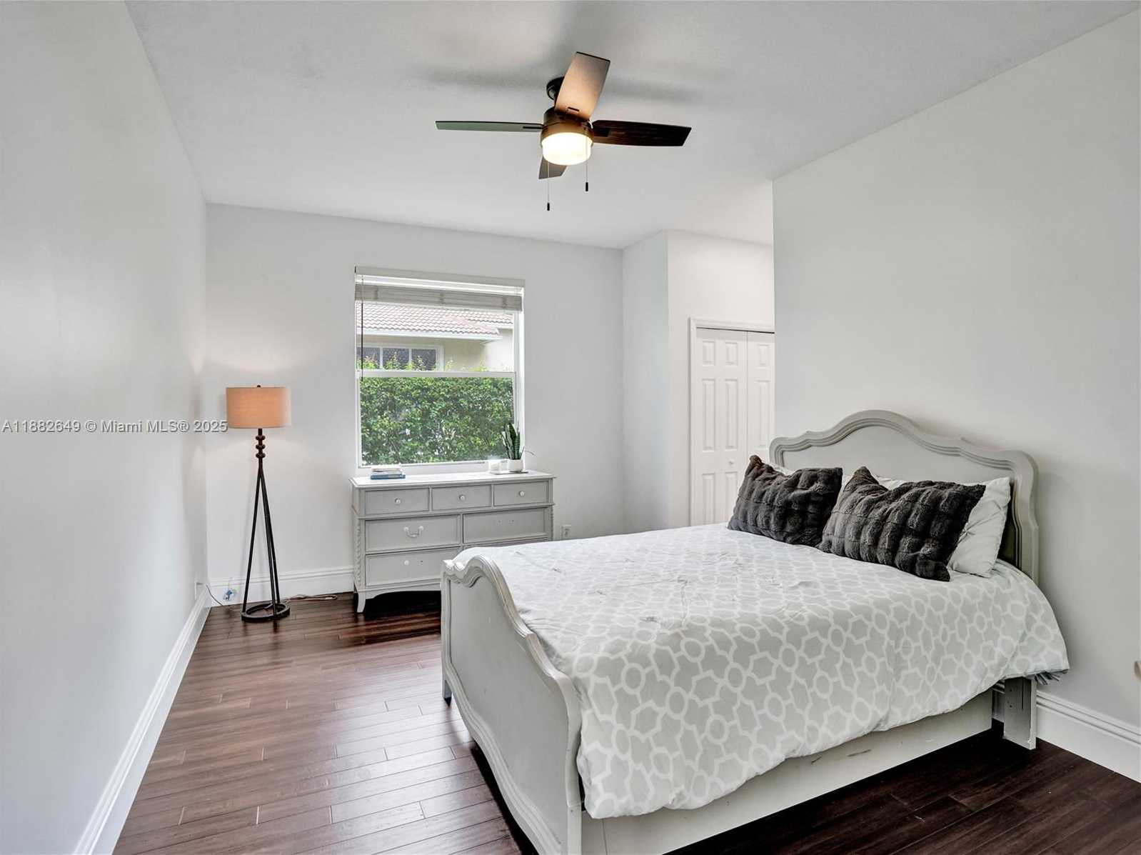 Small Image of 2496 EAGLE RUN DRIVE, Weston Number 17