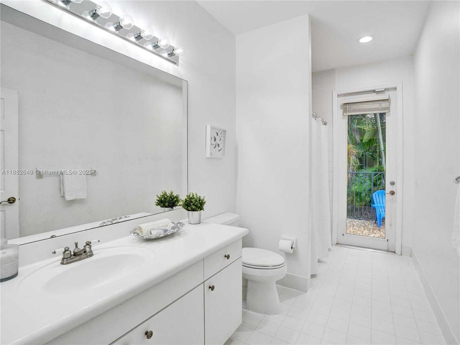 Small Image of 2496 EAGLE RUN DRIVE, Weston Number 18