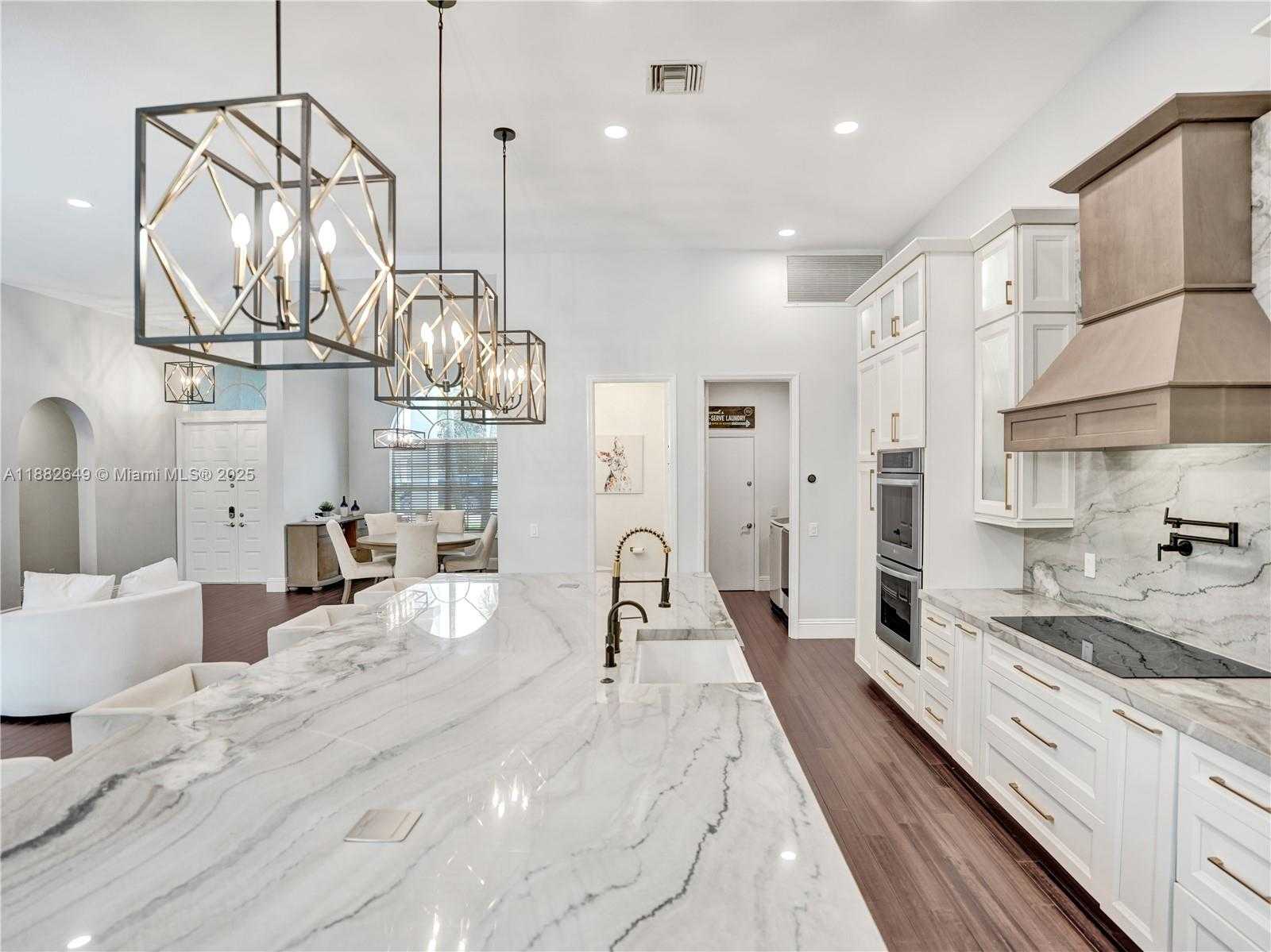 Small Image of 2496 EAGLE RUN DRIVE, Weston Number 21