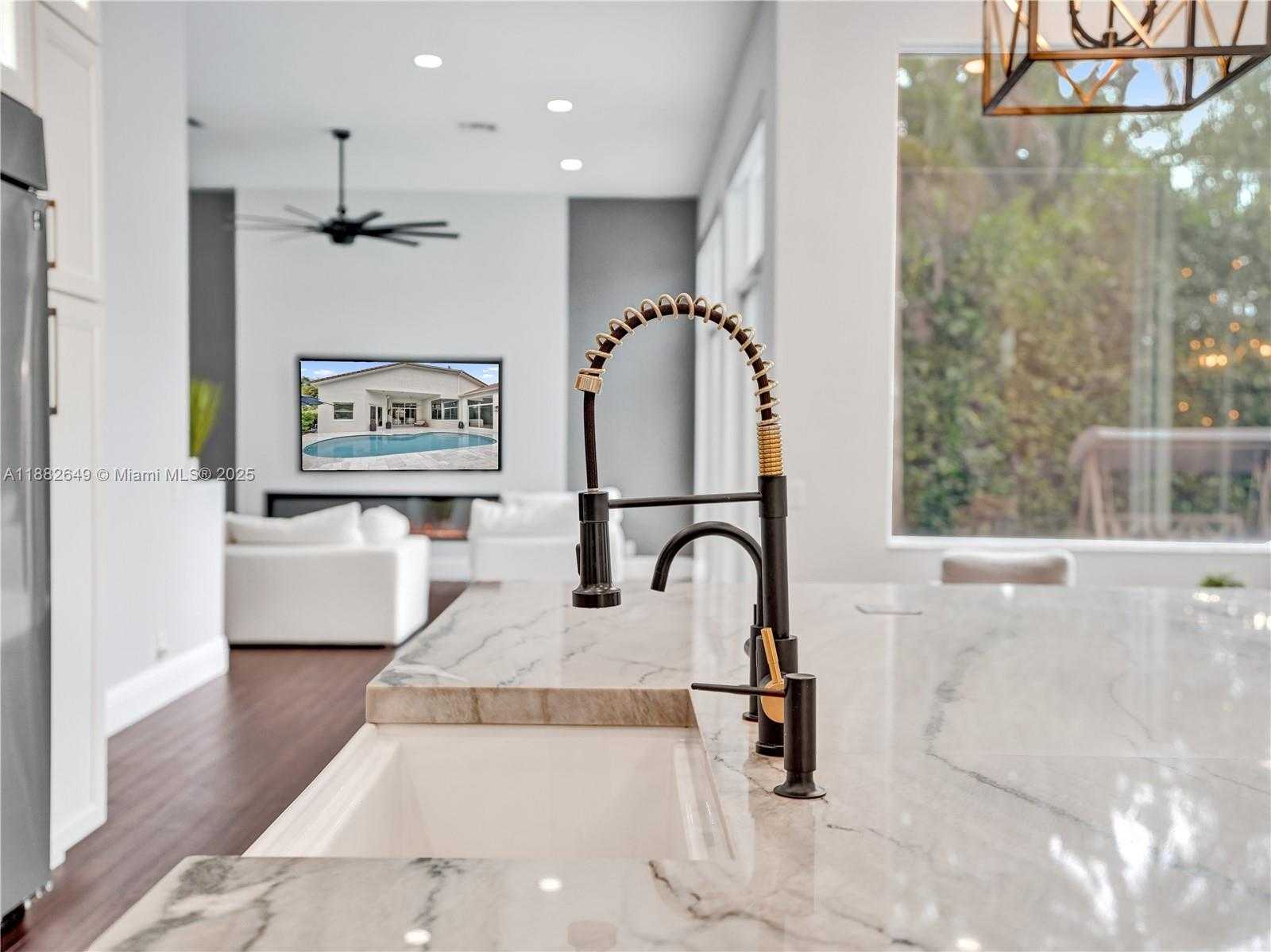 Small Image of 2496 EAGLE RUN DRIVE, Weston Number 28