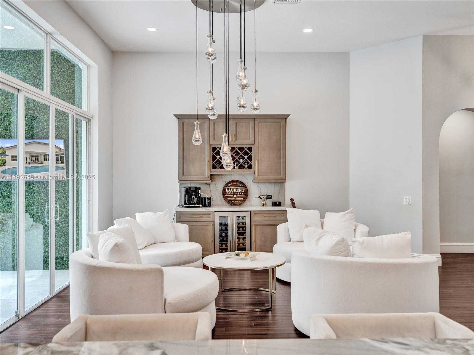 Small Image of 2496 EAGLE RUN DRIVE, Weston Number 33
