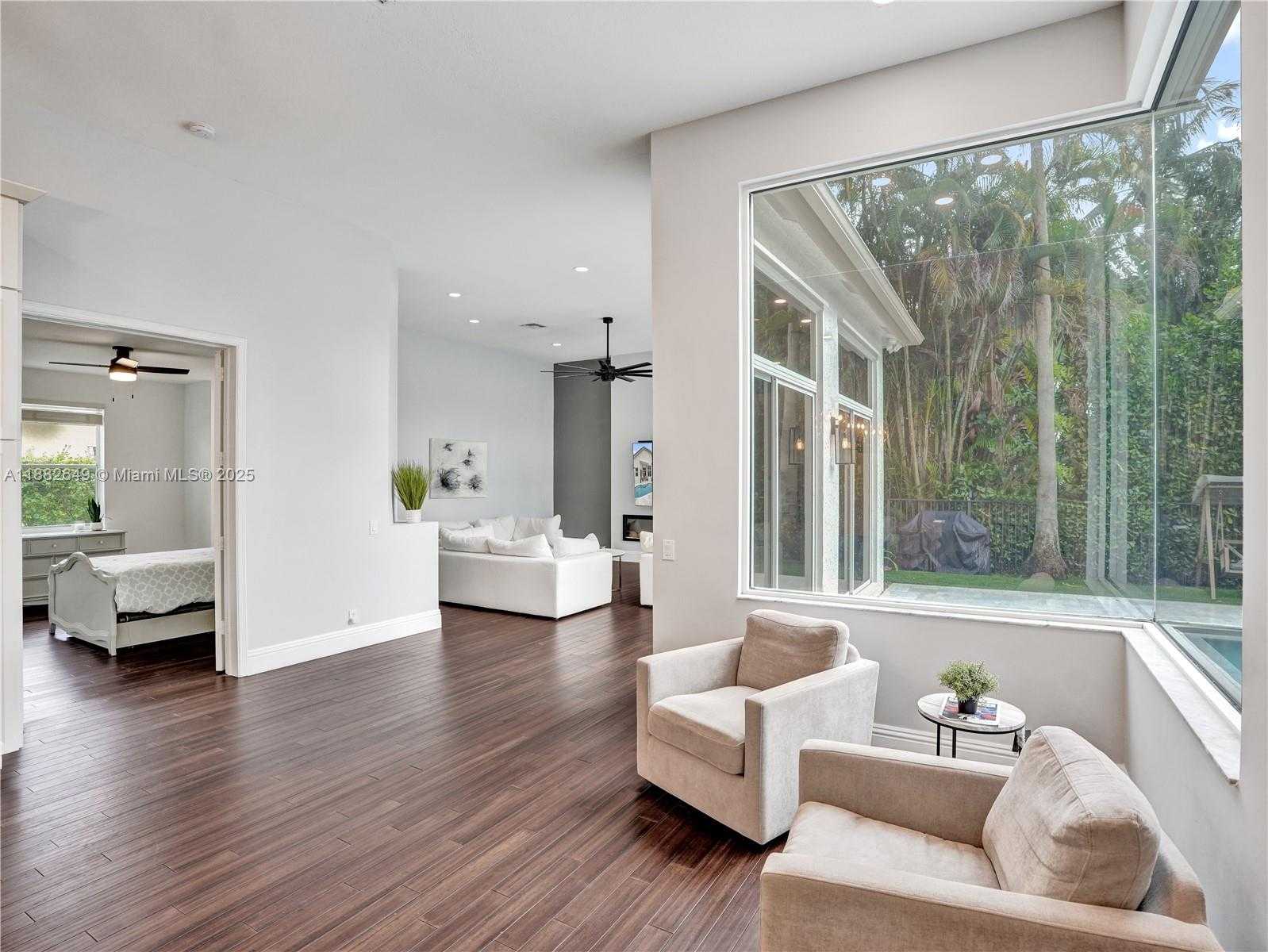 Small Image of 2496 EAGLE RUN DRIVE, Weston Number 36