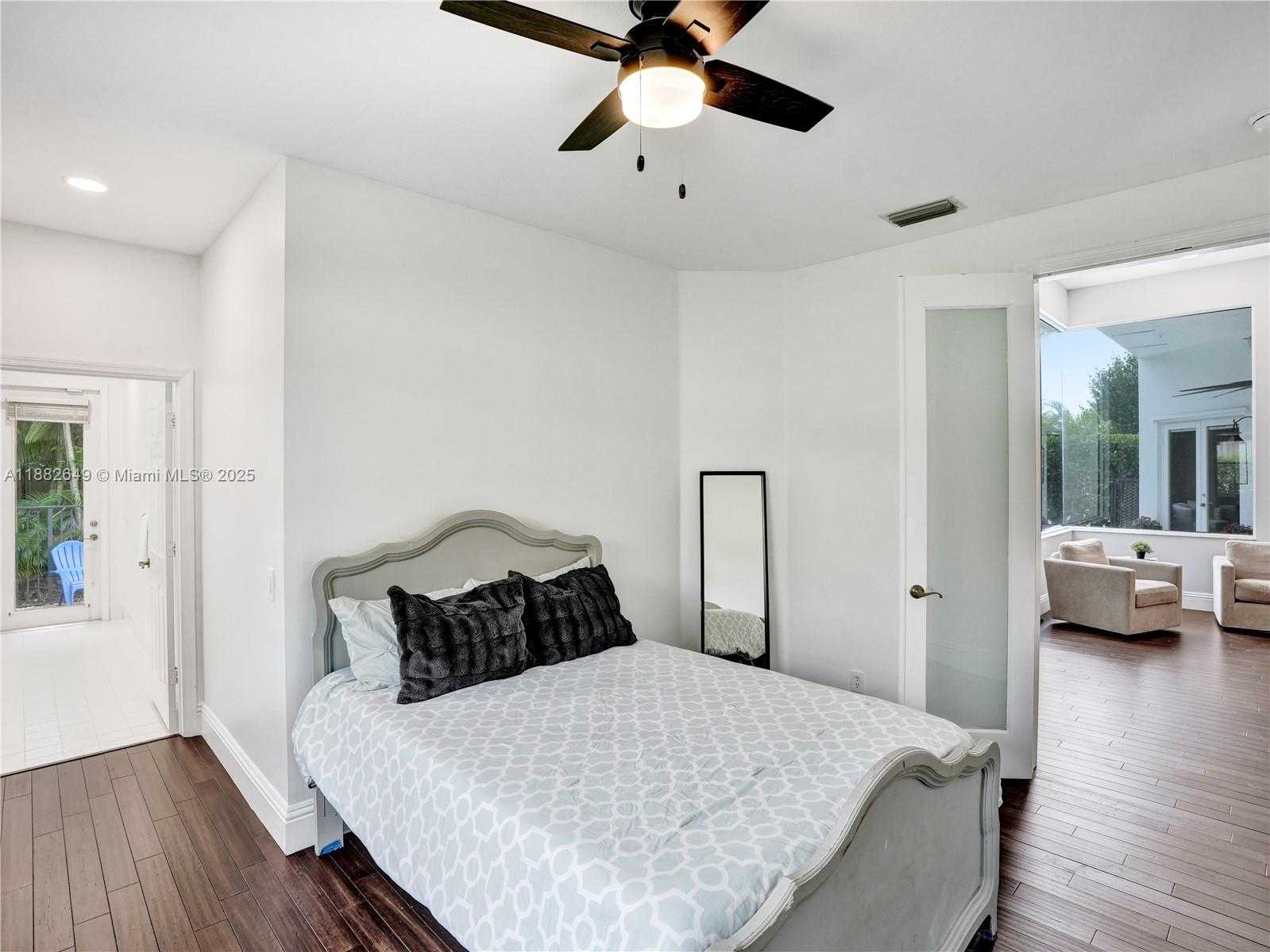 Small Image of 2496 EAGLE RUN DRIVE, Weston Number 43
