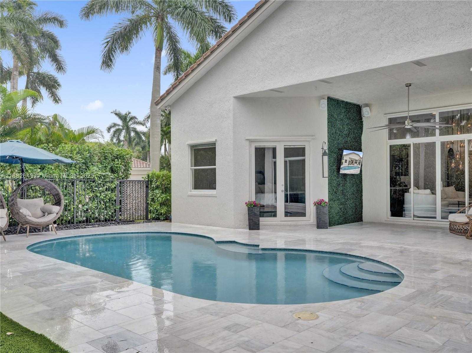 Small Image of 2496 EAGLE RUN DRIVE, Weston Number 61