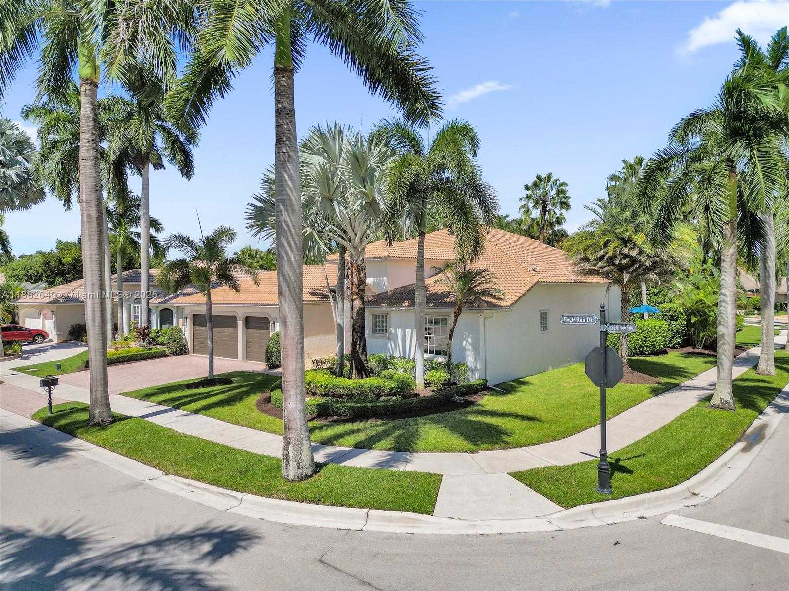 Small Image of 2496 EAGLE RUN DRIVE, Weston Number 66