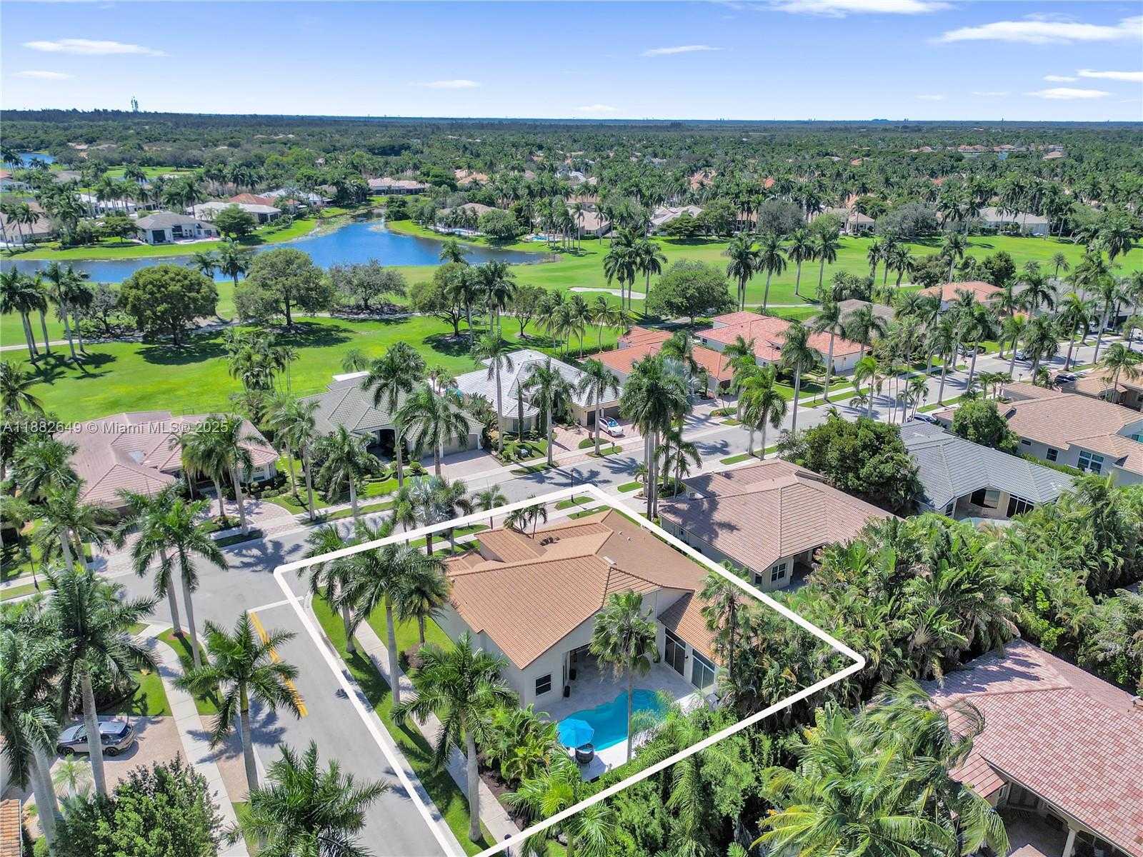 Small Image of 2496 EAGLE RUN DRIVE, Weston Number 73