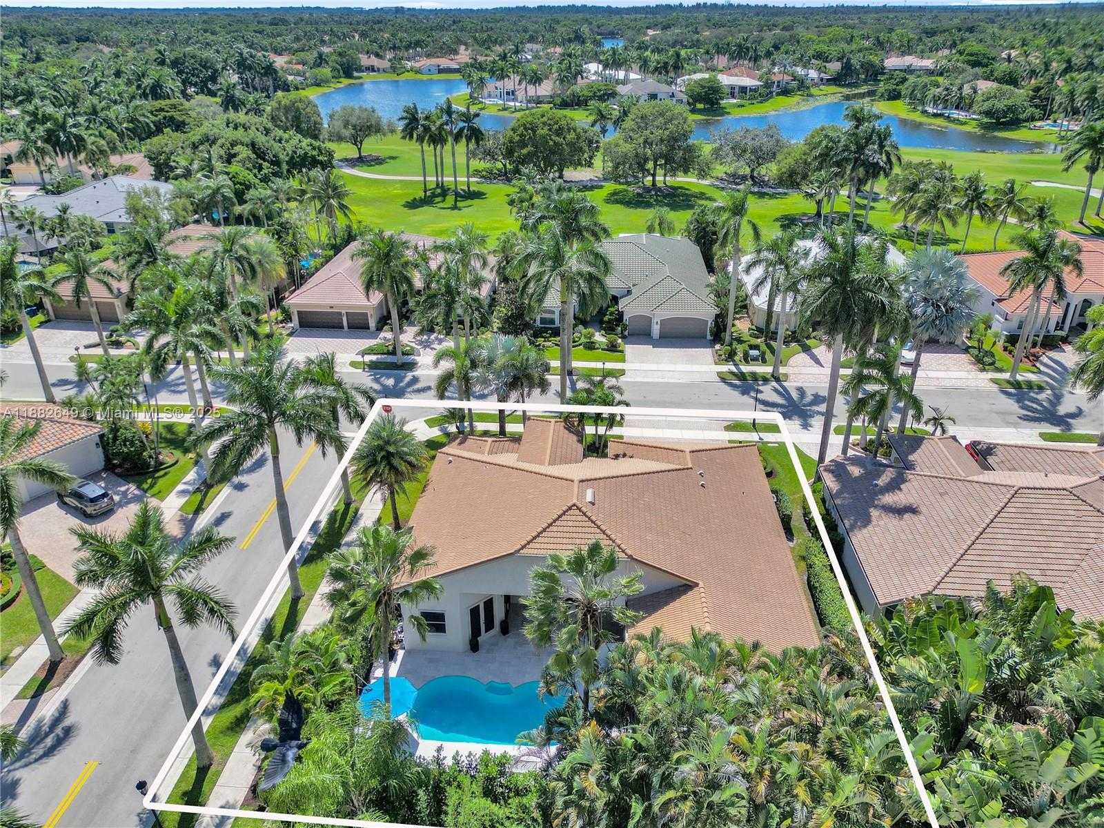 Small Image of 2496 EAGLE RUN DRIVE, Weston Number 75