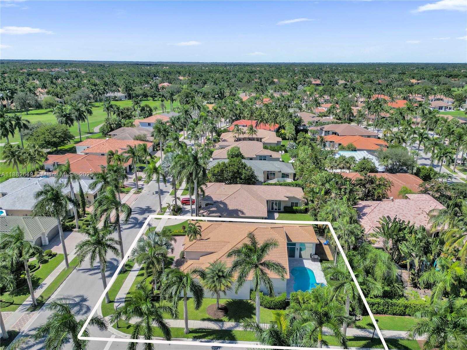 Small Image of 2496 EAGLE RUN DRIVE, Weston Number 79