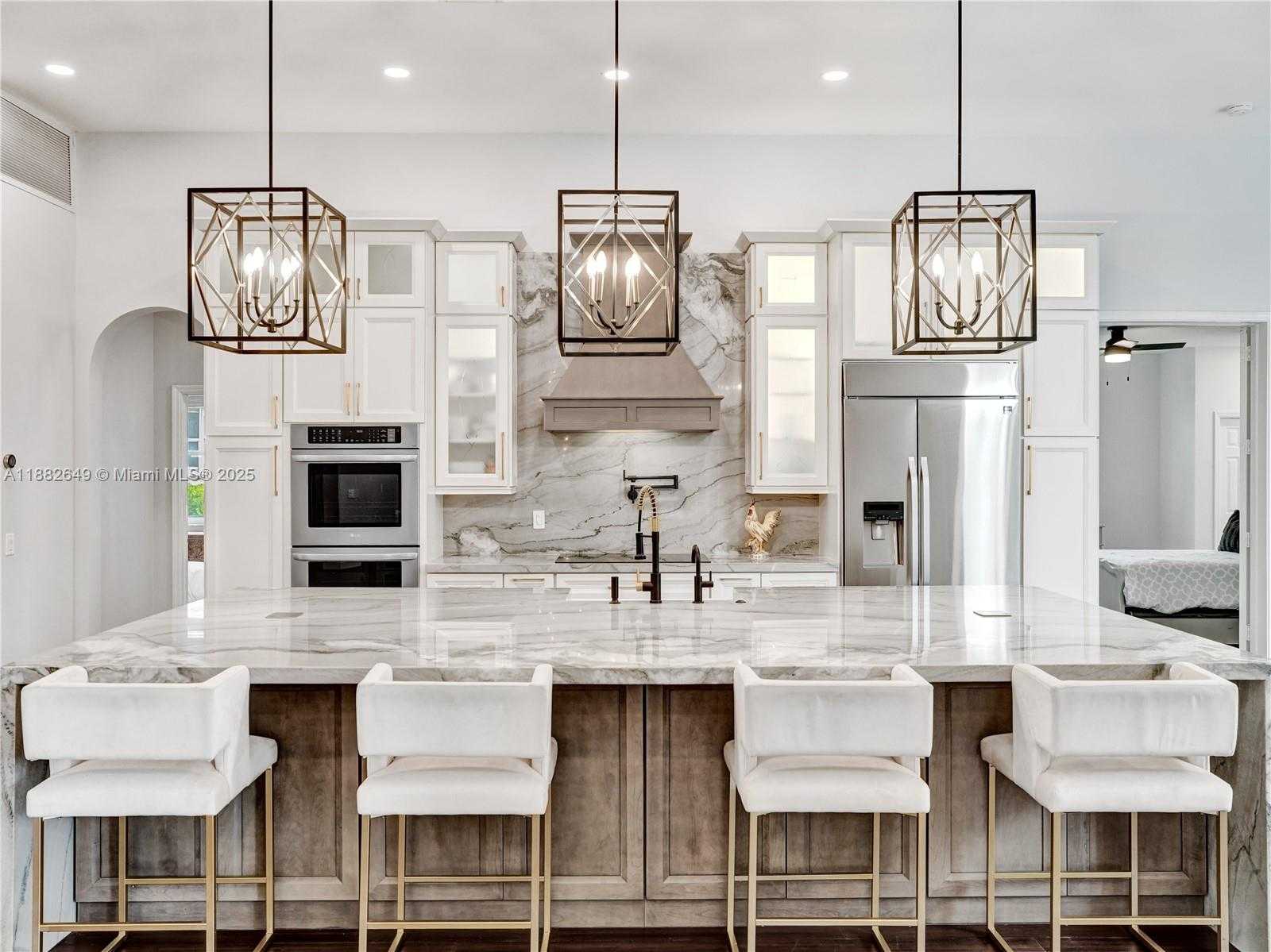 Small Image of 2496 EAGLE RUN DRIVE, Weston Number 8