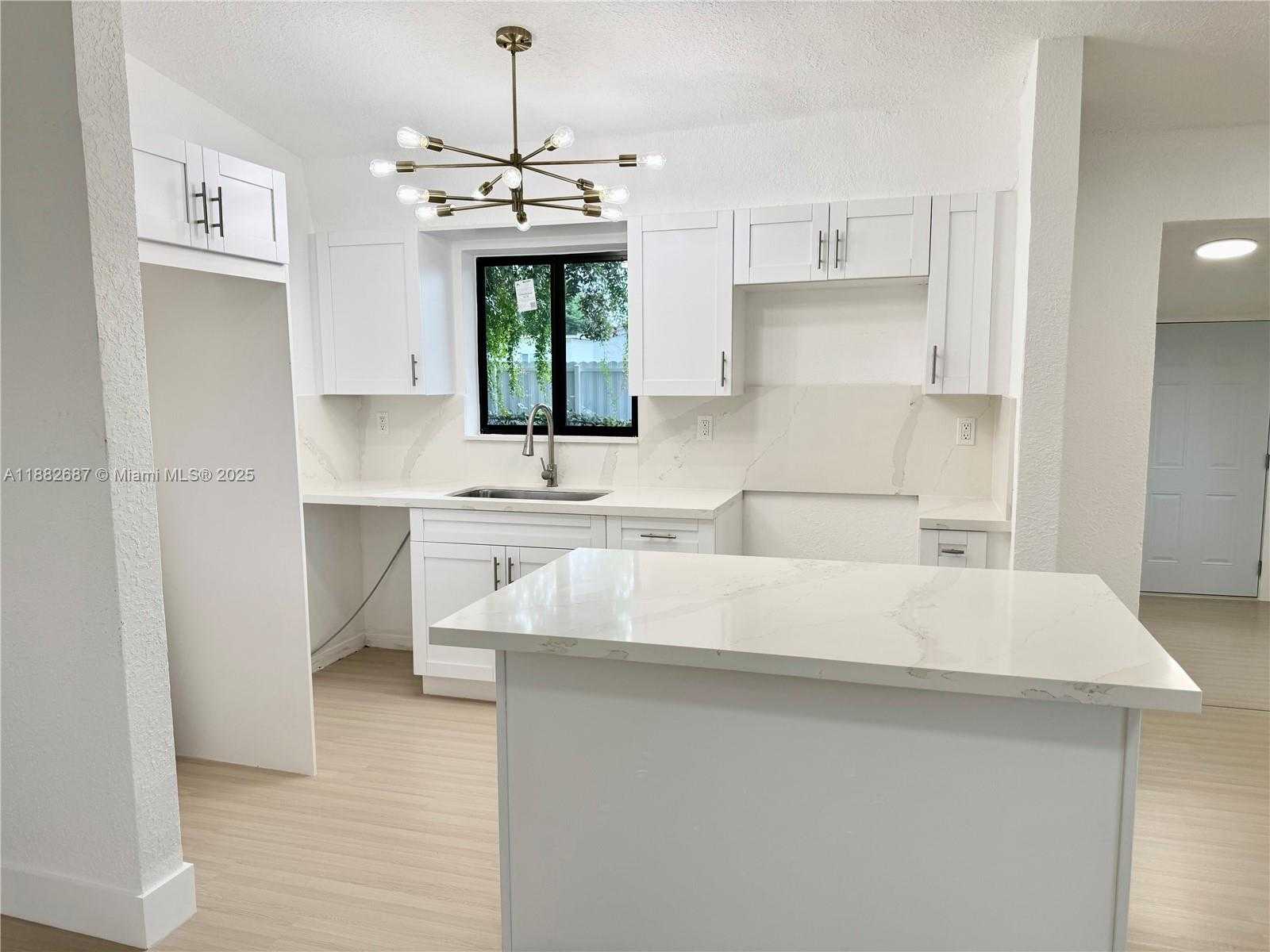 Small Image of 3101 NORTH WEST 164TH TER, Miami Gardens Number 10