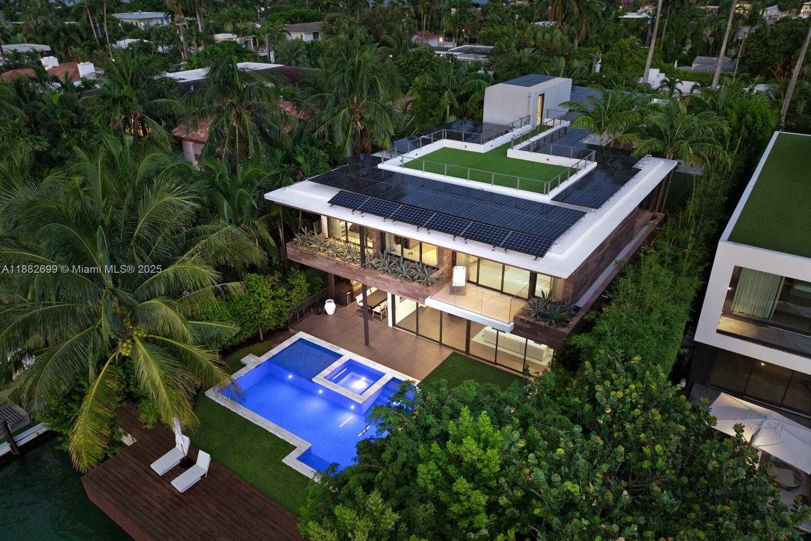 Small Image of 508 WEST DILIDO DR, Miami Beach Number 36