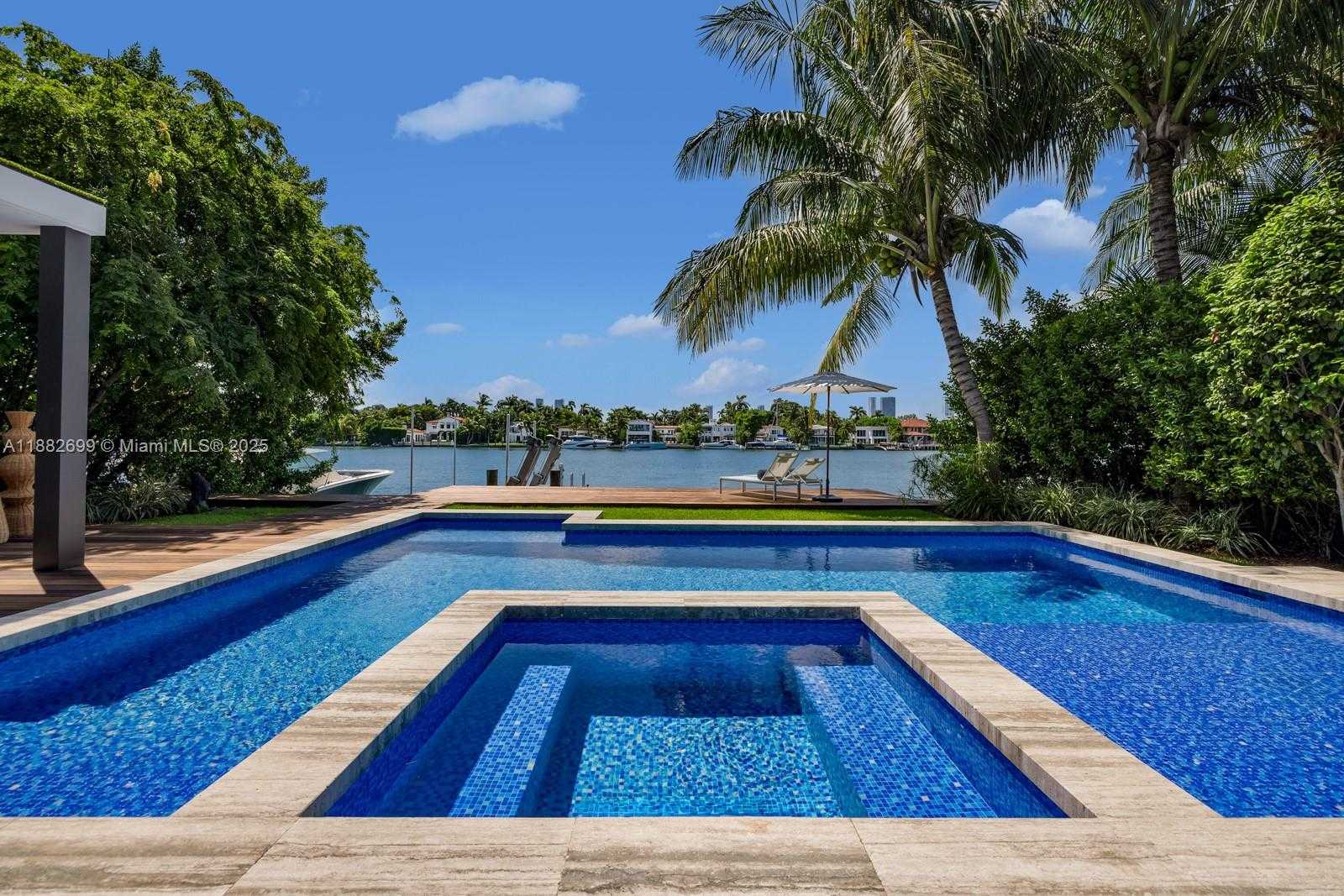 Small Image of 508 WEST DILIDO DR, Miami Beach Number 9