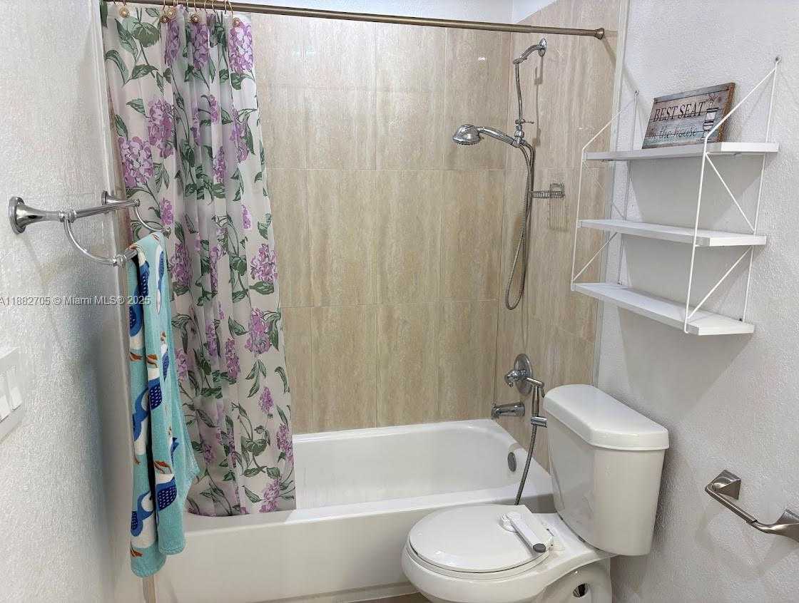 Small Image of 548 SOUTH WEST 16TH TER, Homestead Number 16