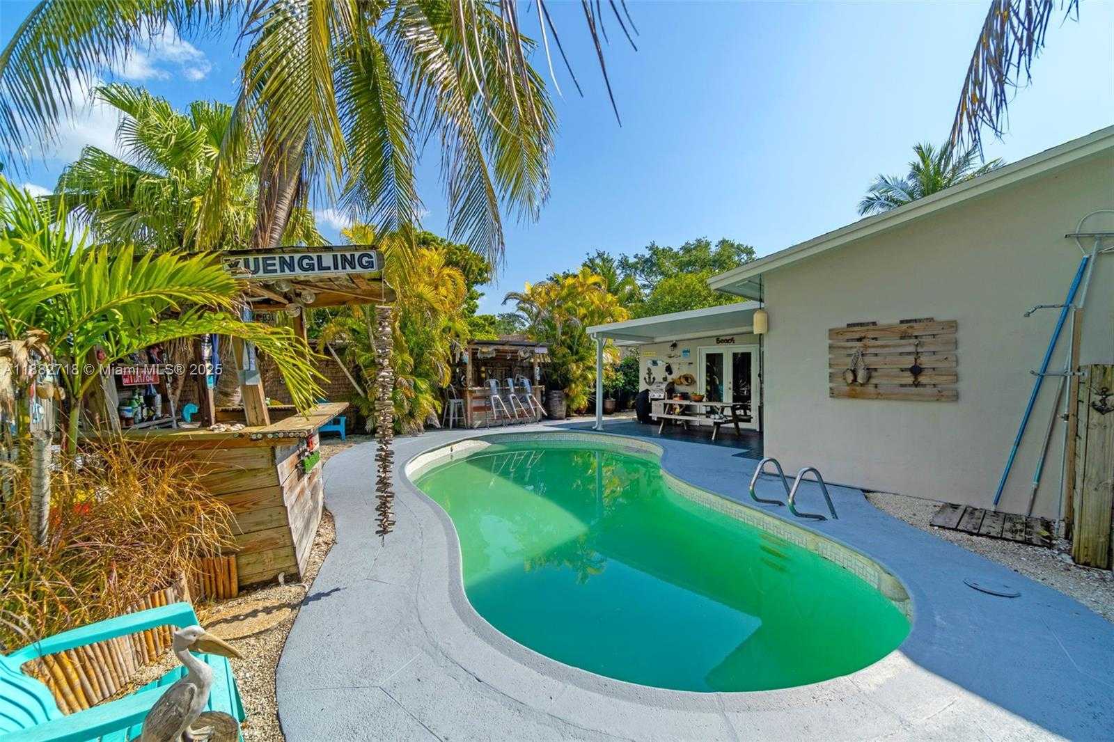 Small Image of 20130 SOUTH WEST 106TH CT, Cutler Bay Number 24