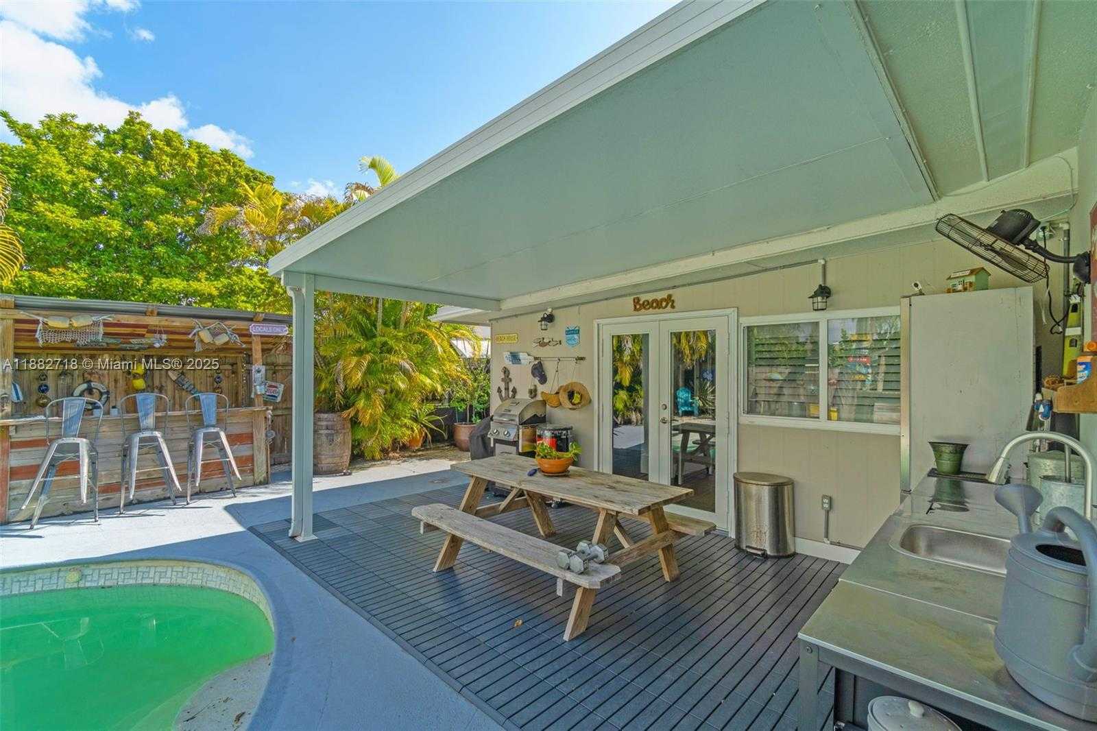Small Image of 20130 SOUTH WEST 106TH CT, Cutler Bay Number 25