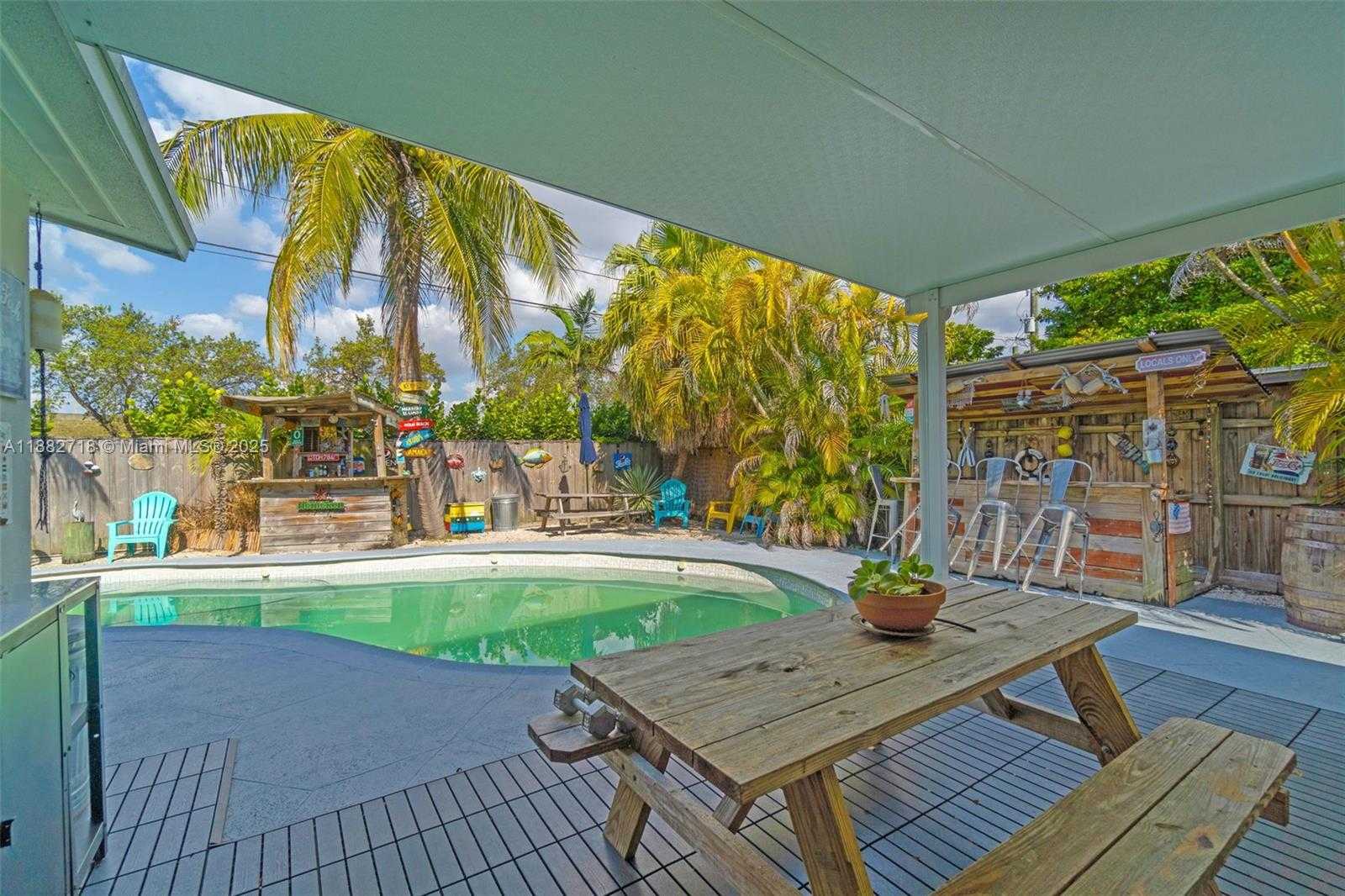 Small Image of 20130 SOUTH WEST 106TH CT, Cutler Bay Number 26