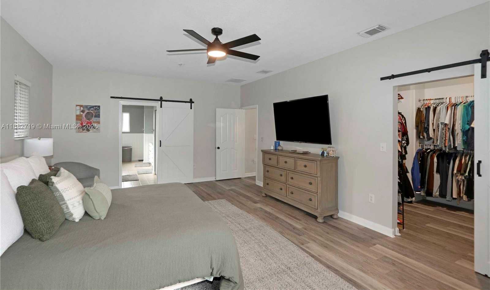 Small Image of 1330 NORTH EAST 42ND AVE, Homestead Number 18