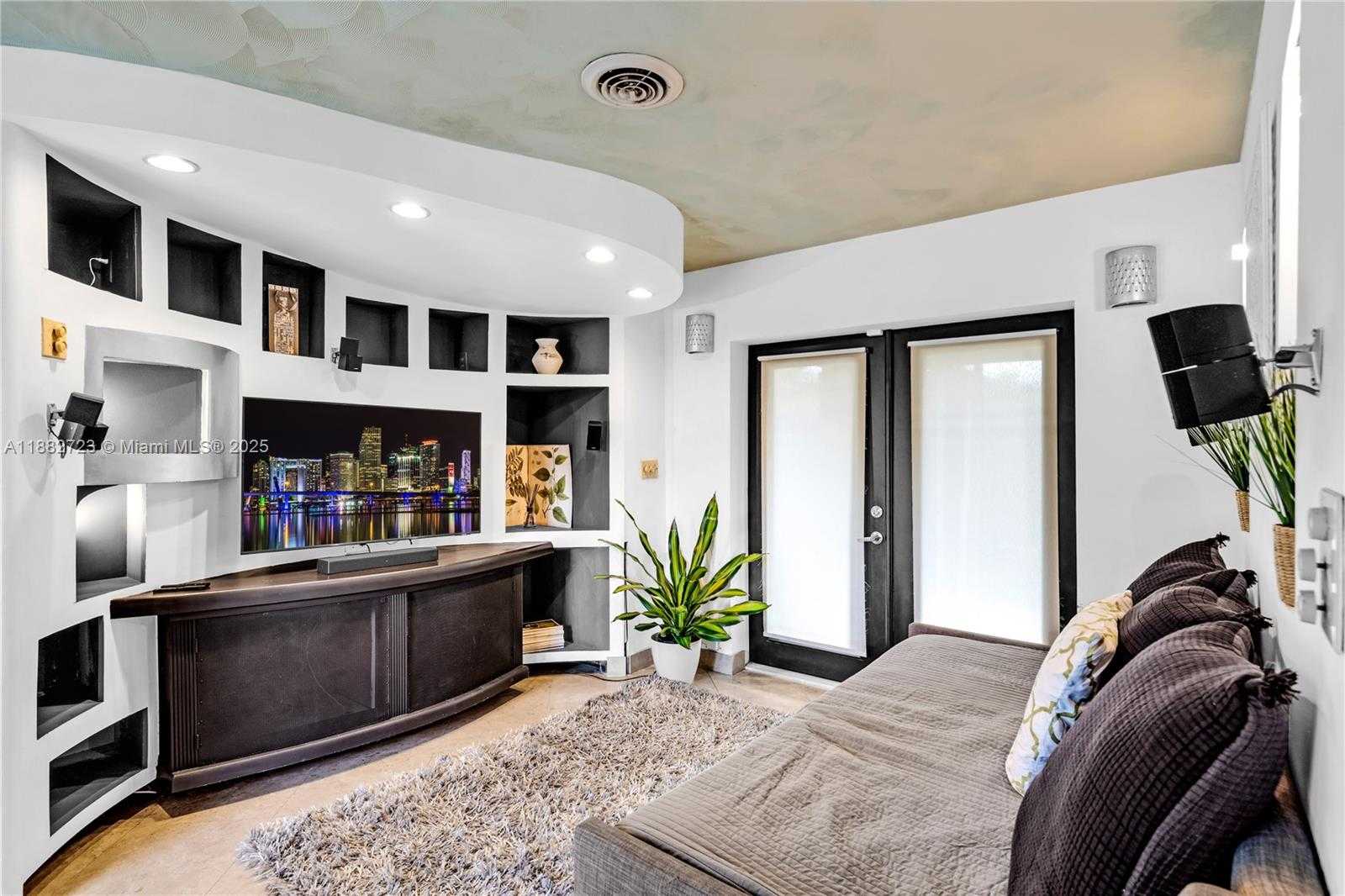 Small Image of 1930 NORTH WEST 32ND CT, Oakland Park Number 16