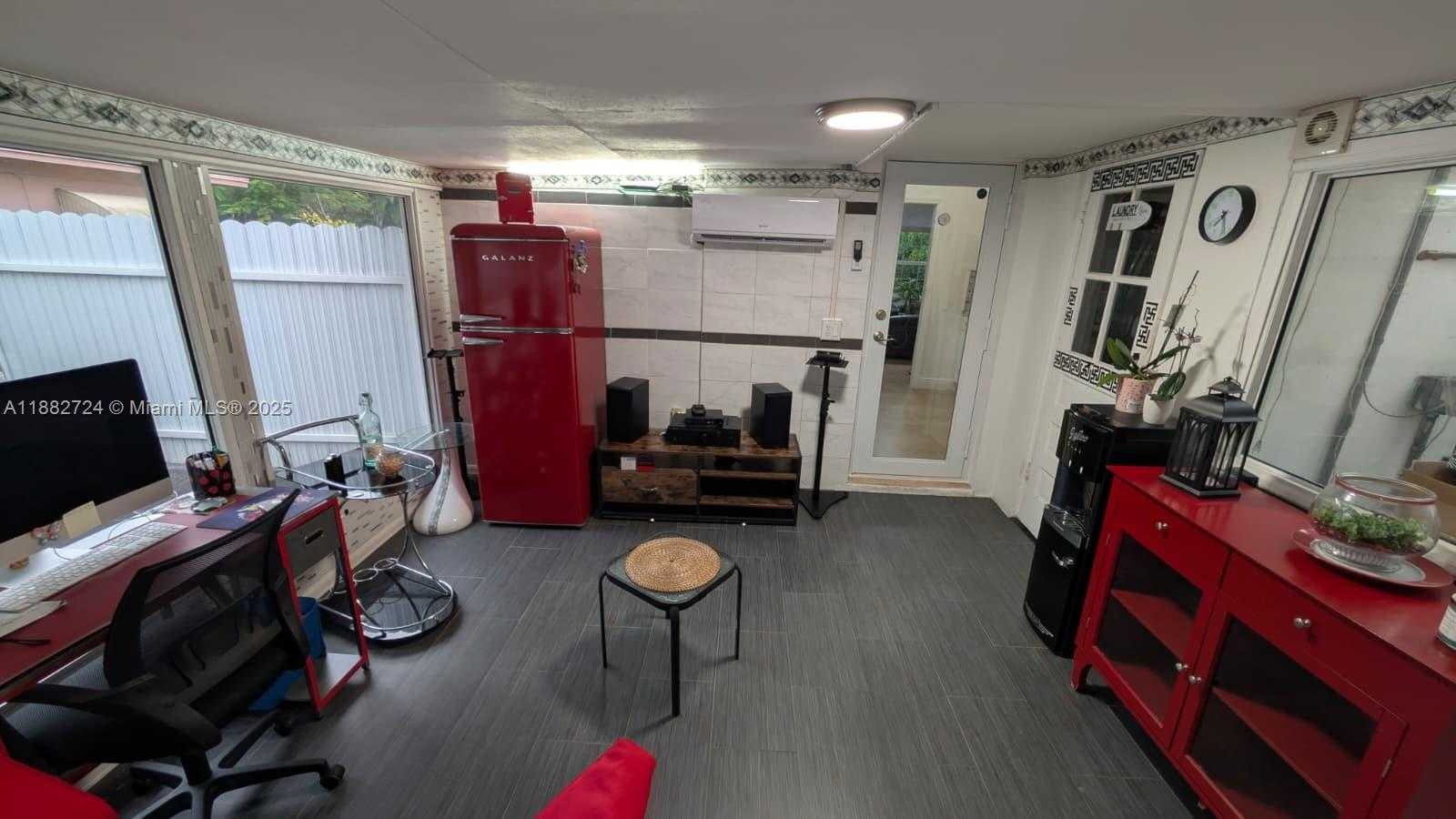 Small Image of 13800 NORTH WEST 2ND AVE, North Miami Number 11