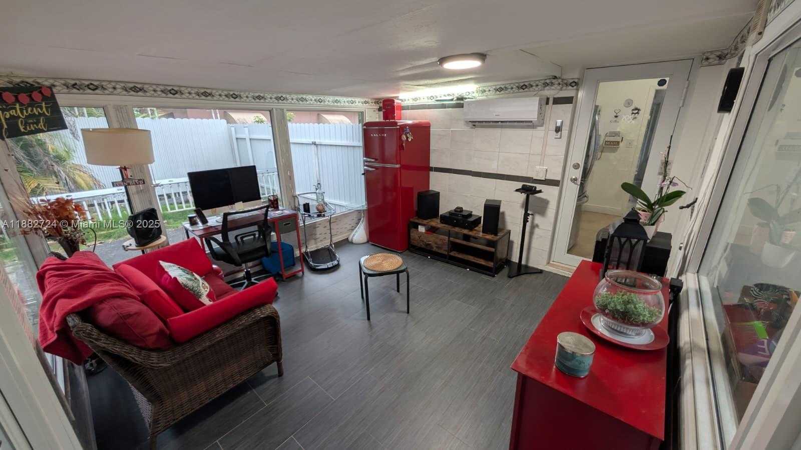 Small Image of 13800 NORTH WEST 2ND AVE, North Miami Number 12