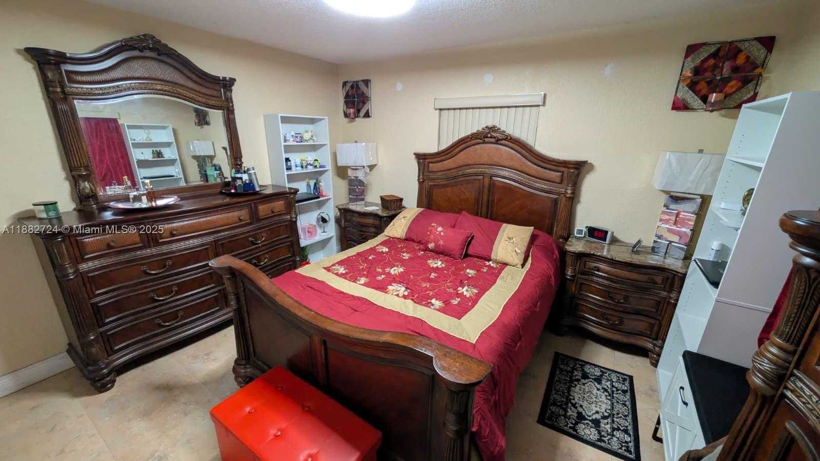 Small Image of 13800 NORTH WEST 2ND AVE, North Miami Number 15