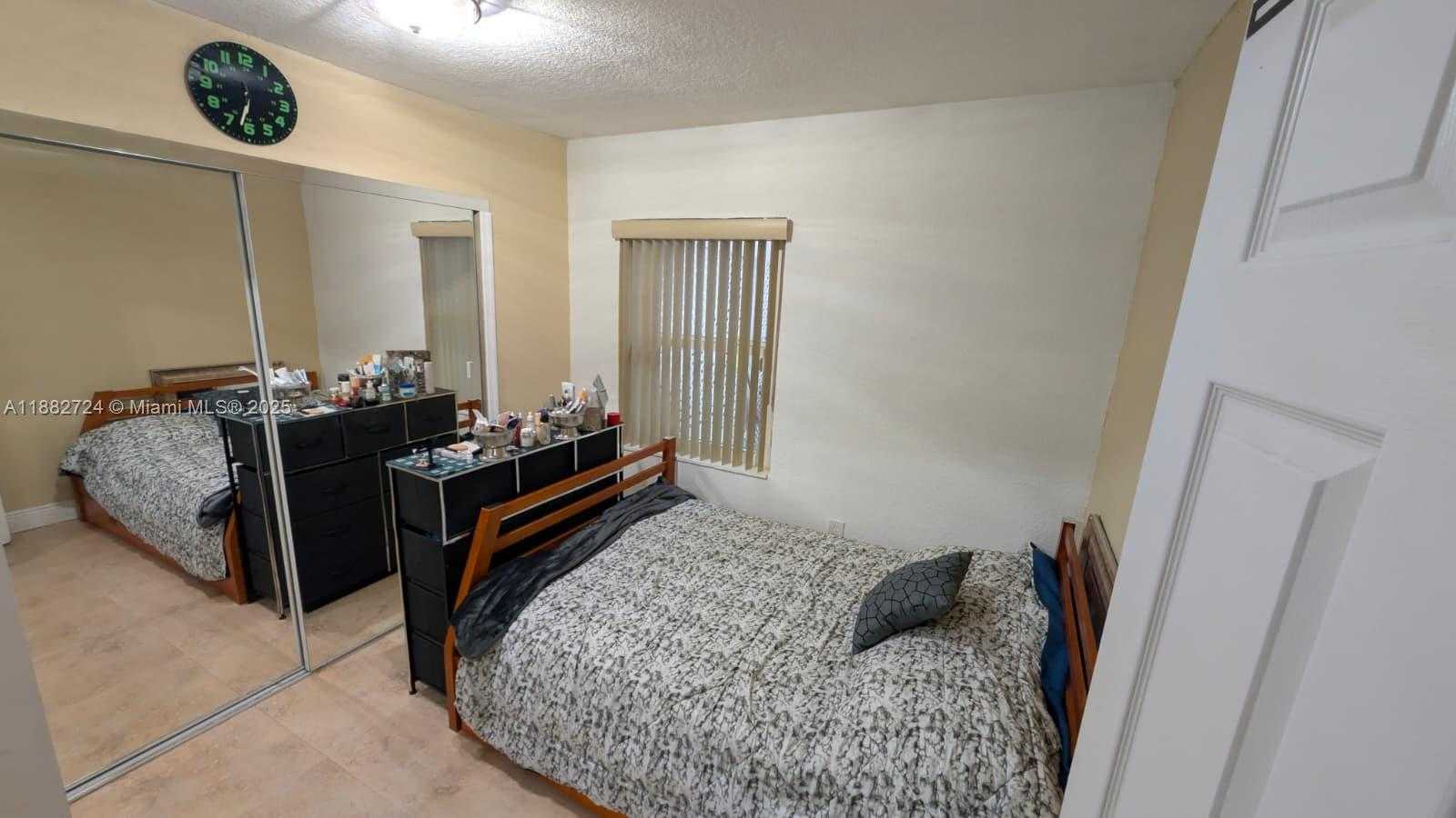 Small Image of 13800 NORTH WEST 2ND AVE, North Miami Number 19