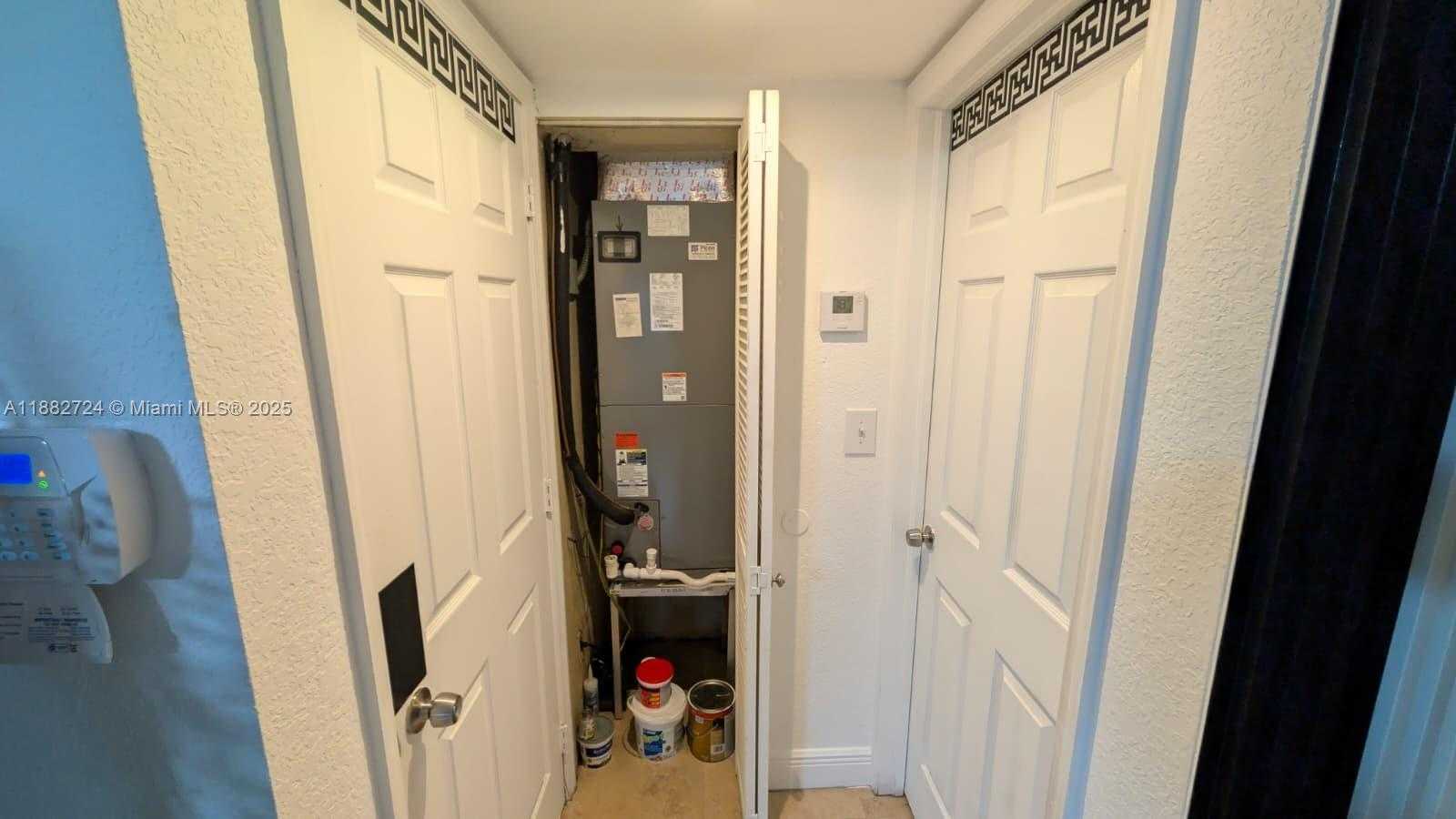 Small Image of 13800 NORTH WEST 2ND AVE, North Miami Number 7