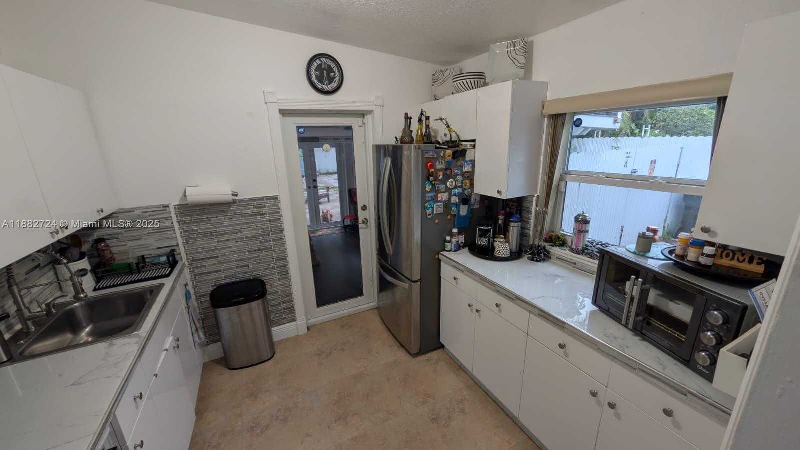 Small Image of 13800 NORTH WEST 2ND AVE, North Miami Number 9