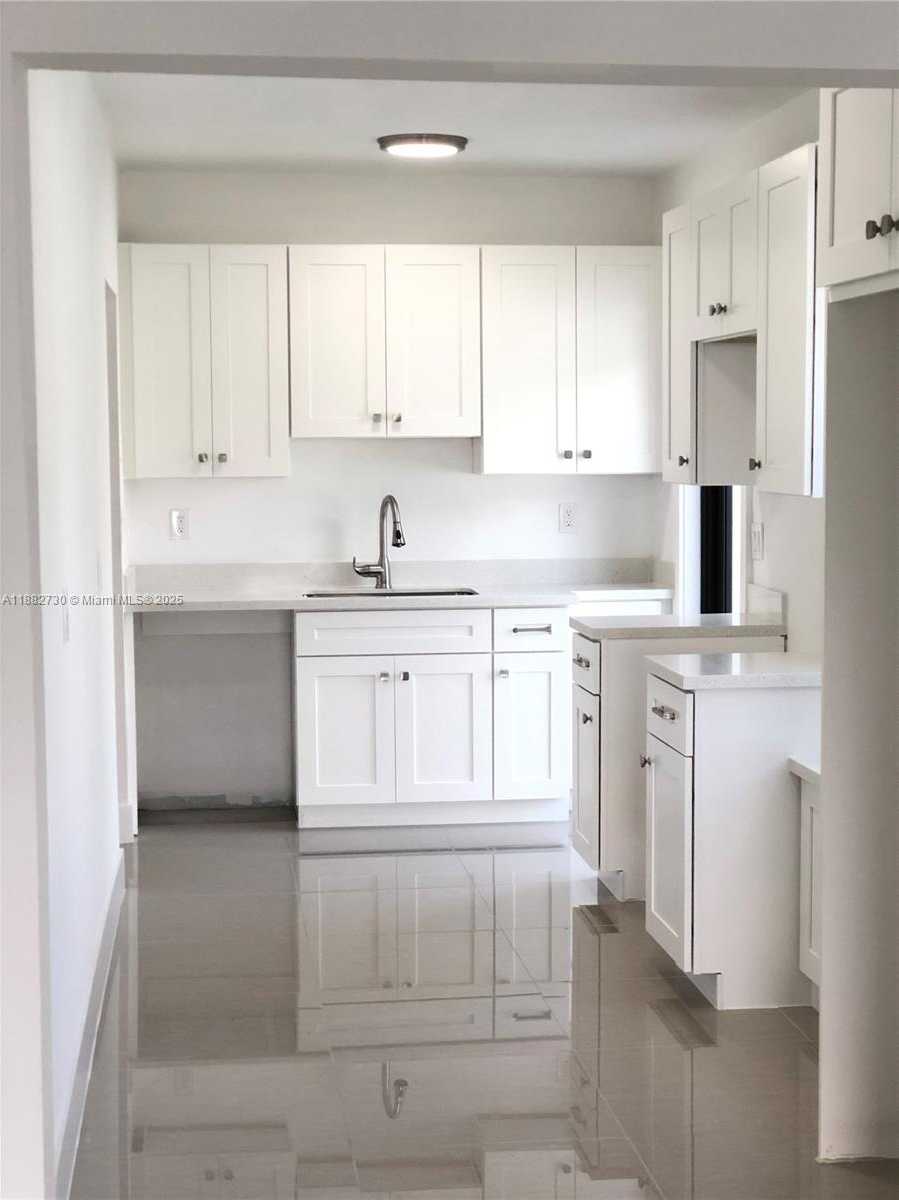 Small Image of North Miami Beach Number 14