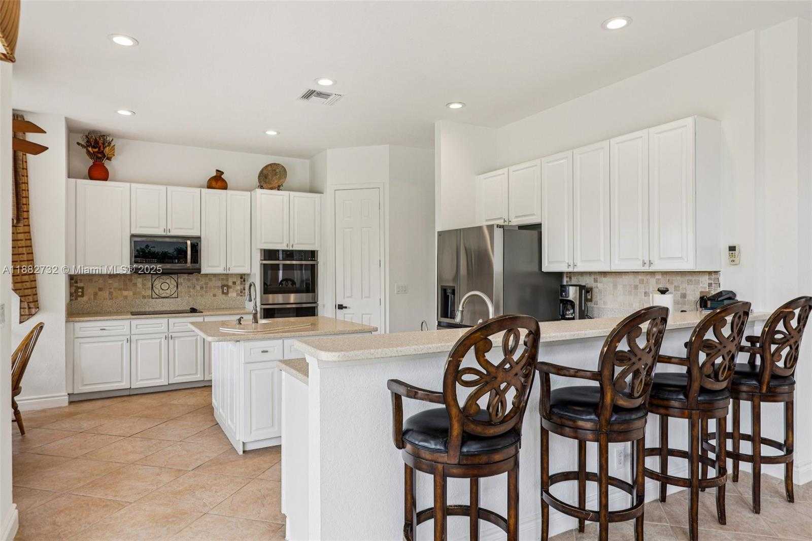 Small Image of 11759 PARADISE COVE LN, Wellington Number 19
