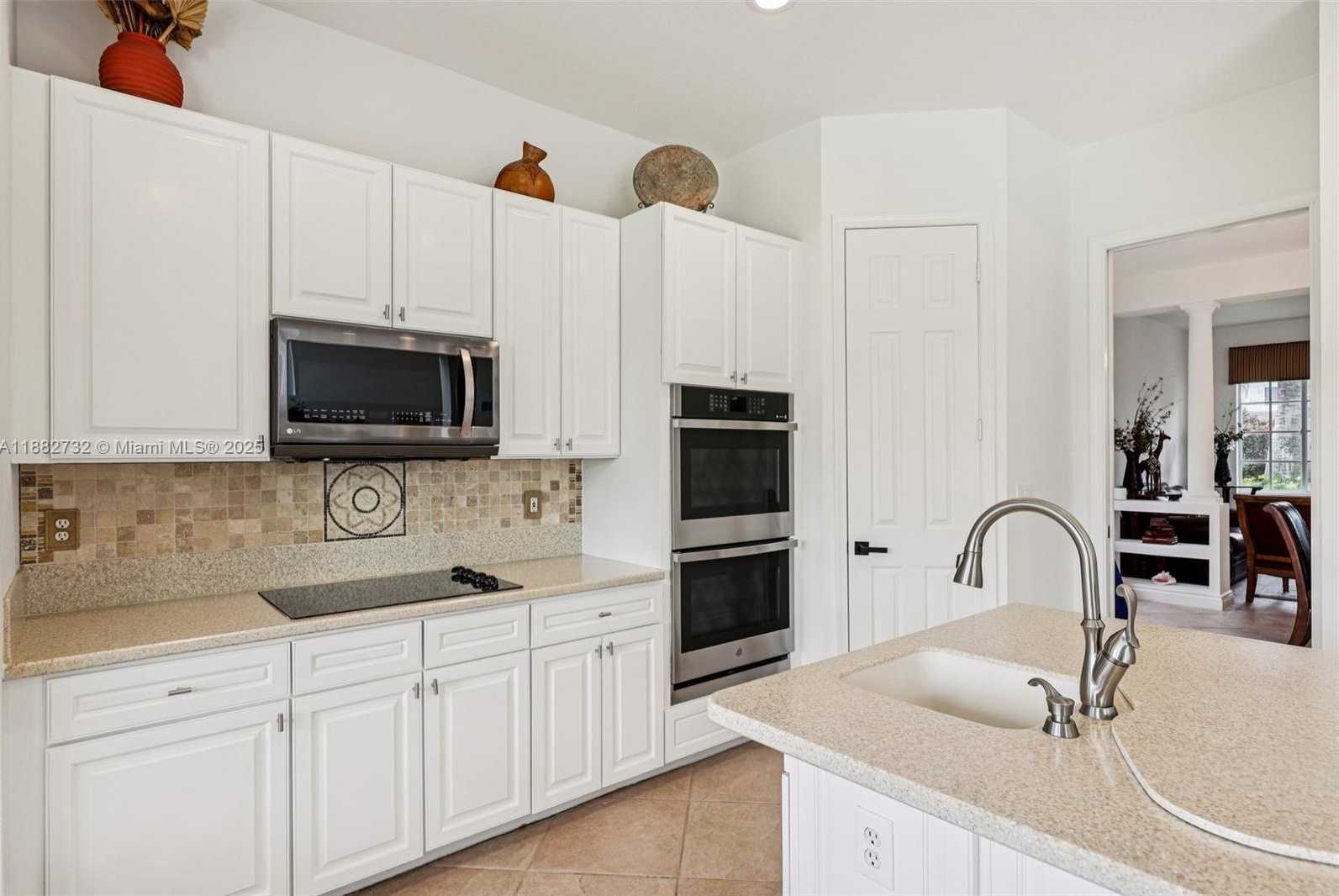 Small Image of 11759 PARADISE COVE LN, Wellington Number 22